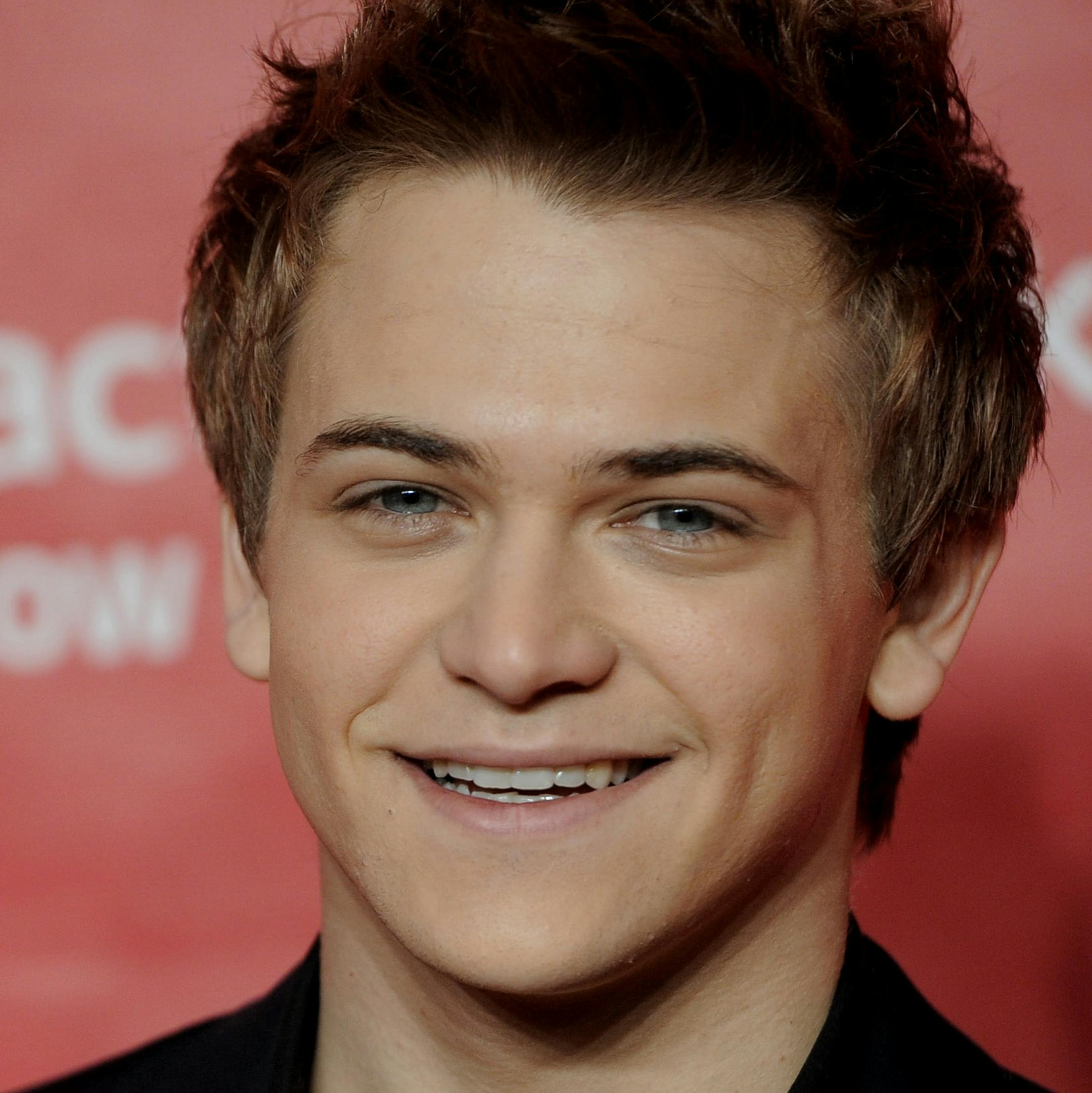 Hunter Hayes arrives at the MusiCares Person of the Year tribute honoring Bruce Springsteen at the Los Angeles Convention Center on Friday Feb. 8, 2013, in Los Angeles. (Photo by Chris Pizzello/Invision/AP) ORG XMIT: MIN2013022808483007