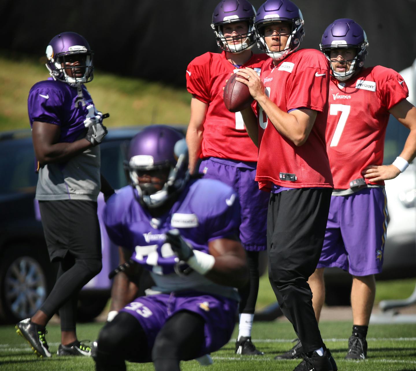 Vikings quarterbacks Kyle Sloter left and Case Keenum watched Sam Bradford throw a pass during Vikings practice at Winter Park Wednesday September 20 ,2017 in Eden Prairie , MN. ] JERRY HOLT &#xef; jerry.holt@startribune.com Jerry Holt