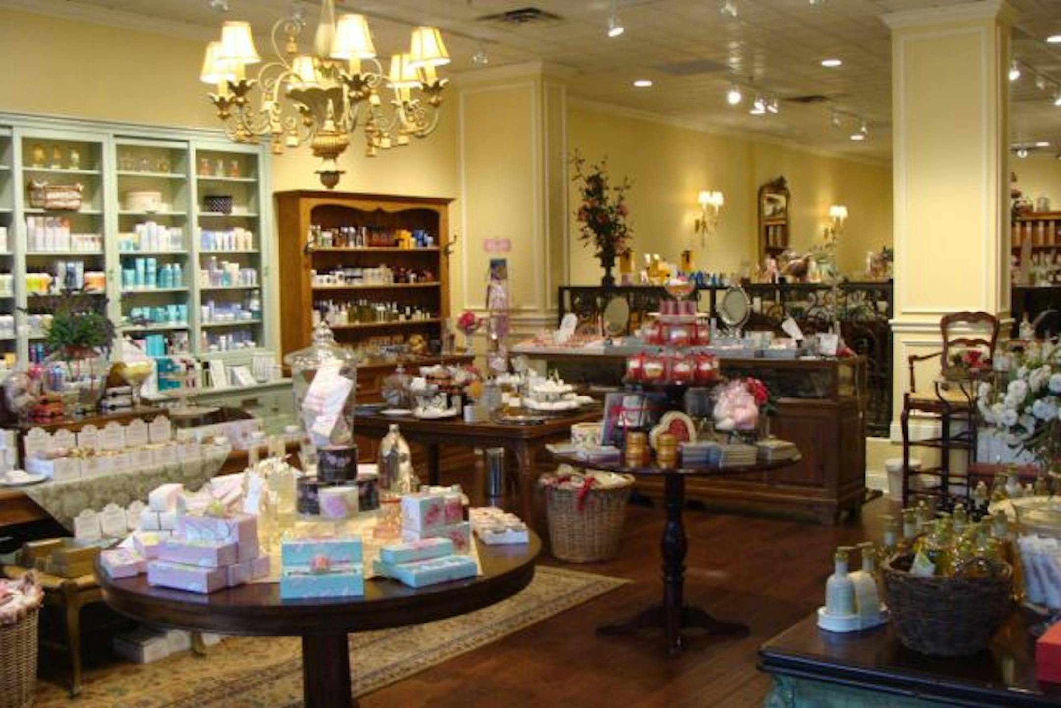 Cherie, formerly of Wayzata, has reopened as La Petite Parfumerie in Excelsior.