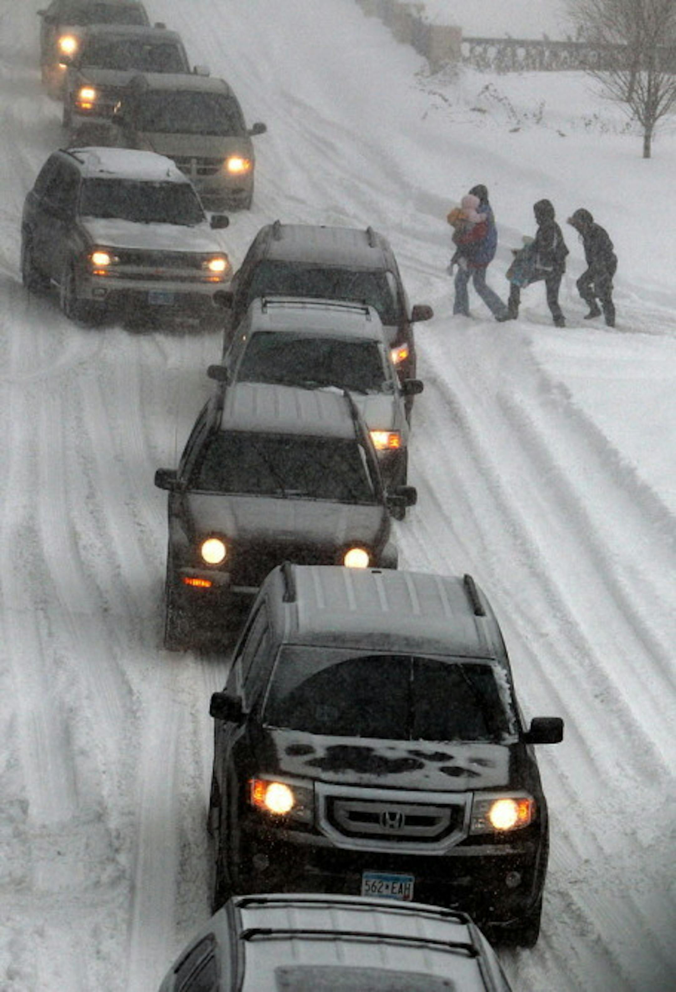 December 2010 blizzard. File photo by Jim Gehrz