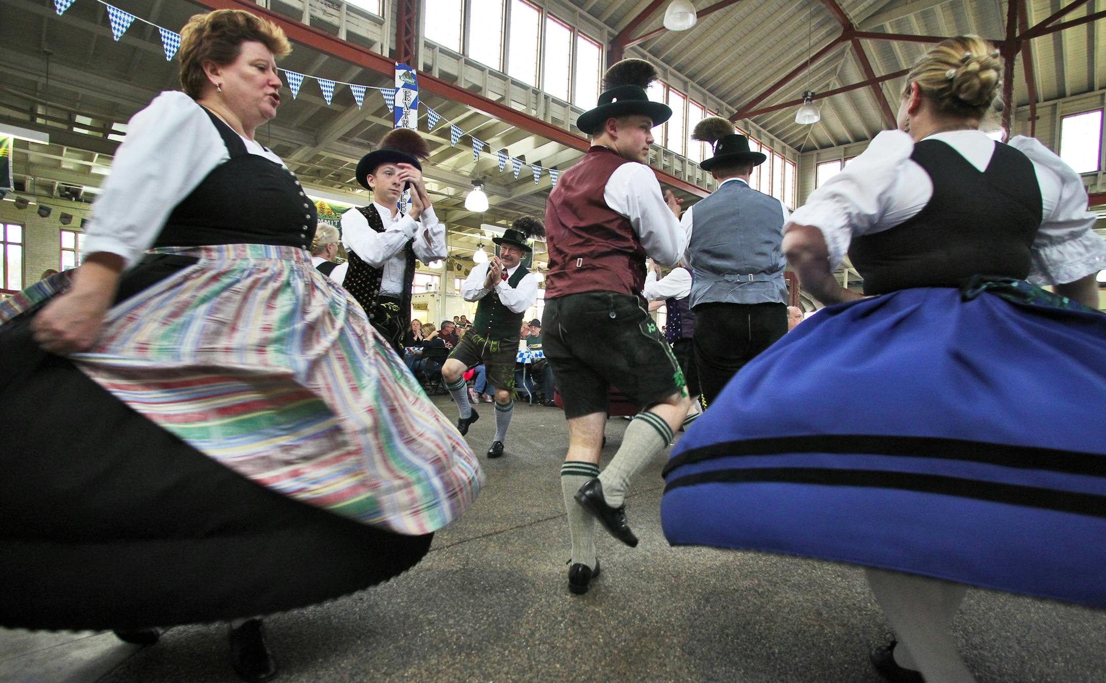 Twin Cities Oktoberfest celebration at Minnesota State Fairgrounds. Music was provided by the Bavarian Musikmeisters band with dancing performed by the S.G. Edelweiss dance group of St. Paul. (MARLIN LEVISON/STARTRIBUNE(mlevison@startribune.com (cq ) ORG XMIT: MIN1210061736211513