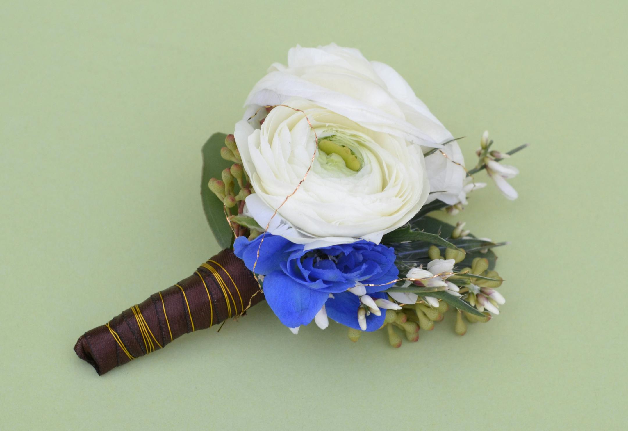Bachman's Old World Opulence-style boutonniere