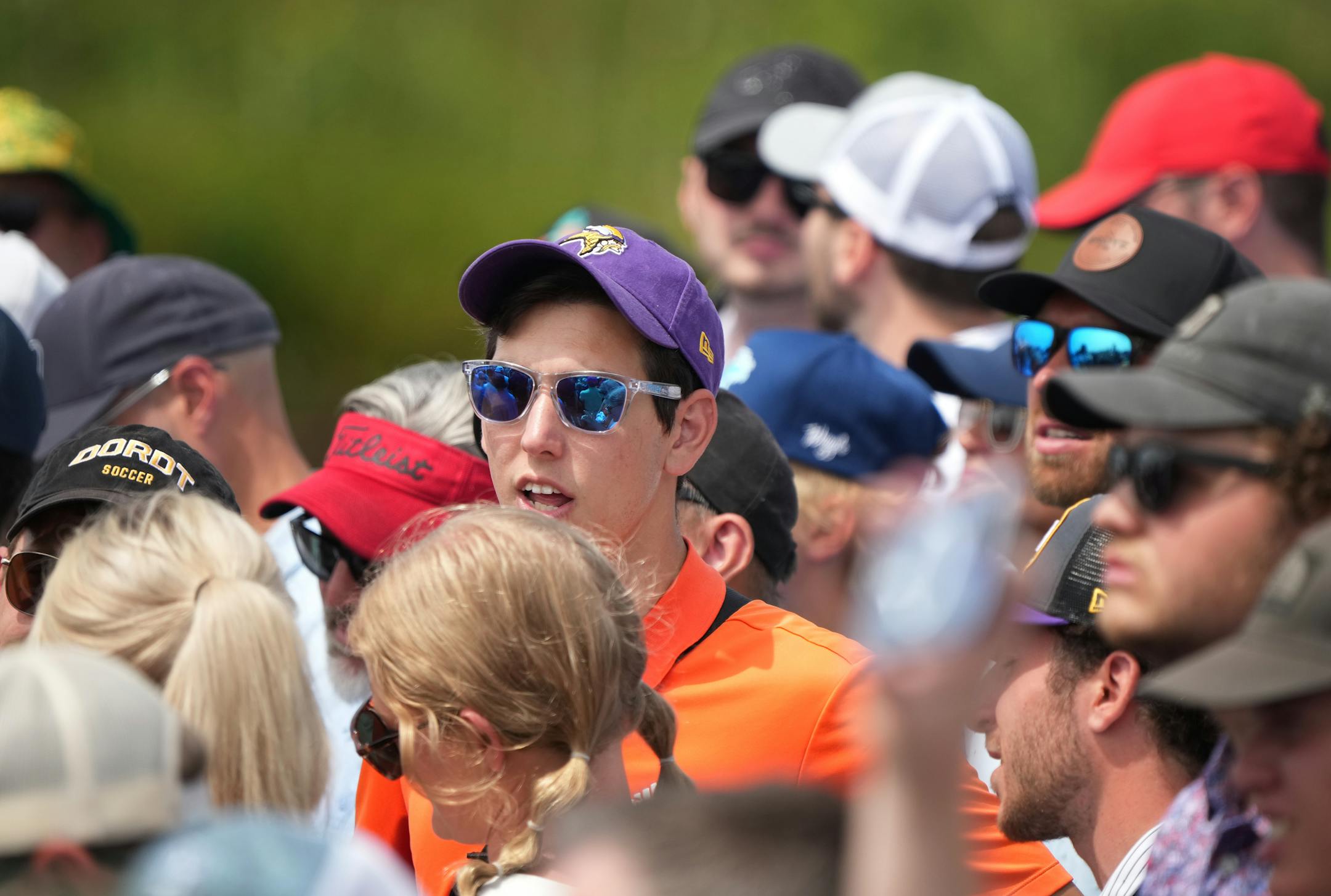 Fans enjoy milder temperatures on the final day of the 3M Open.