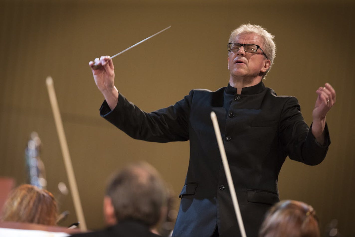 Music director Osmo Vanska conducts the Minnesota Orchestra's first concert of two at the Teatro Nacional in Havana, Cuba on Friday, May 15, 2015. ] LEILA NAVIDI leila.navidi@startribune.com /