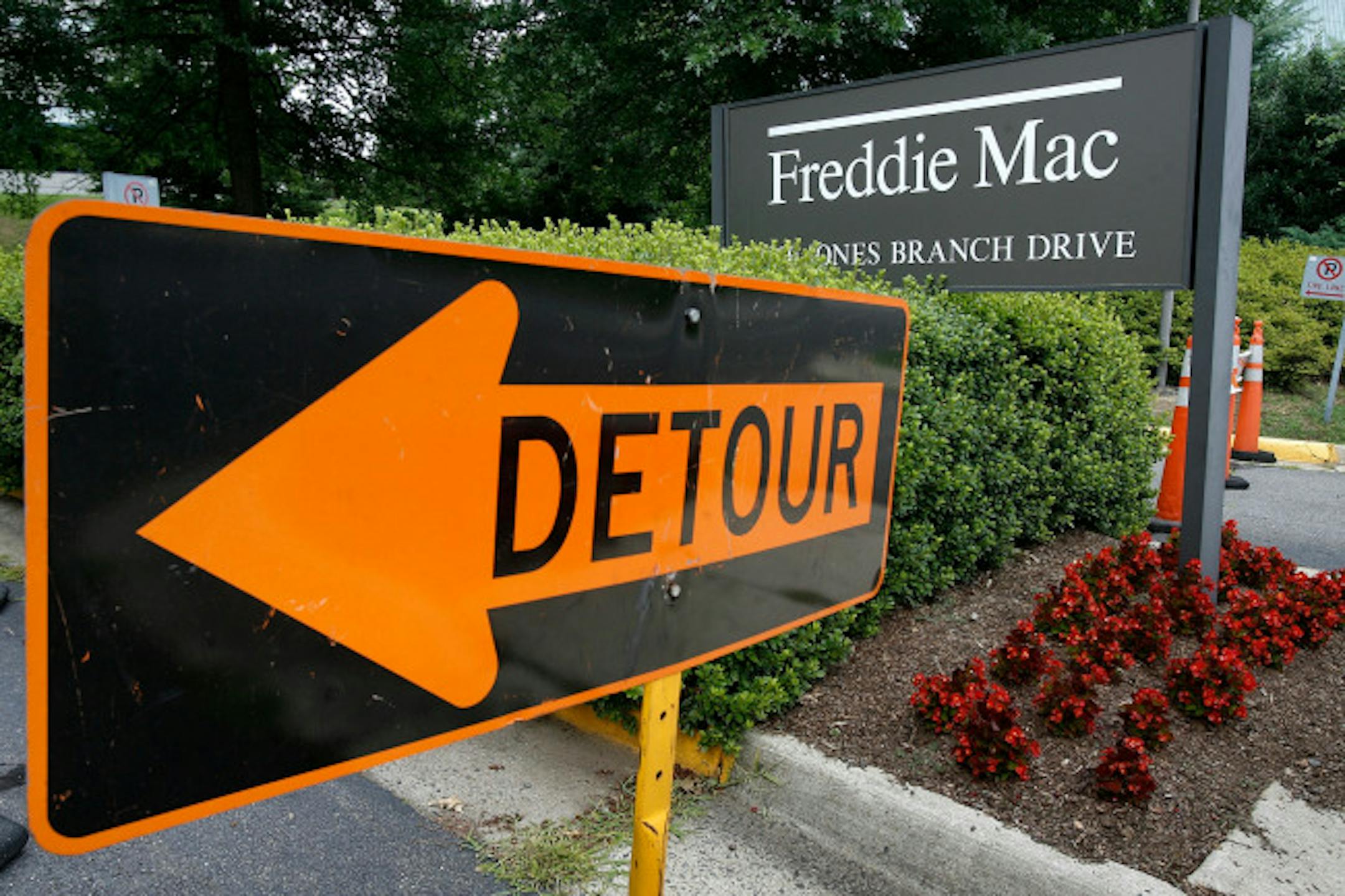 MCLEAN, VA - JULY 10: A Freddie Mac sign sits in front of its headquarters July 10, 2008 in McClean, Virginia. Shares in Fannie Mae and Freddie Mac have dropped to their lowest levels in 17 years.