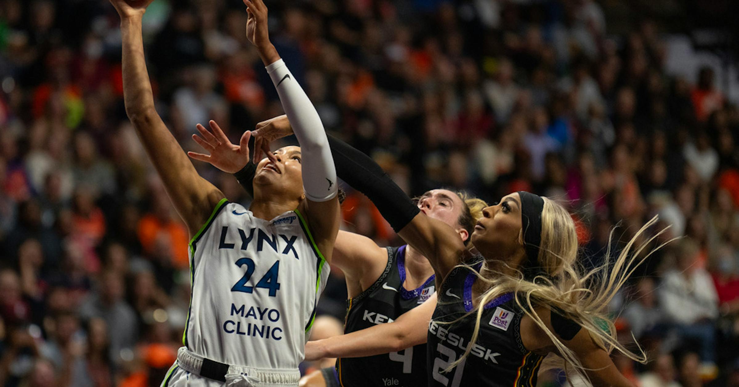 WNBA playoffs Game 3: Lynx cruise past Sun in Connecticut for 2-1 series ...