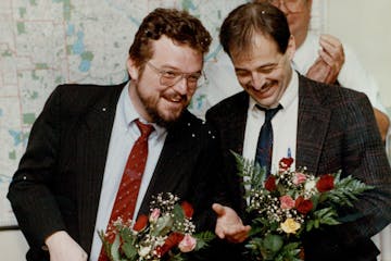 April 12, 1990: Star Tribune reporters Lou Kilzer and Chris Ison were presented with flowers after it was announced that they had won the Pulitzer Pri