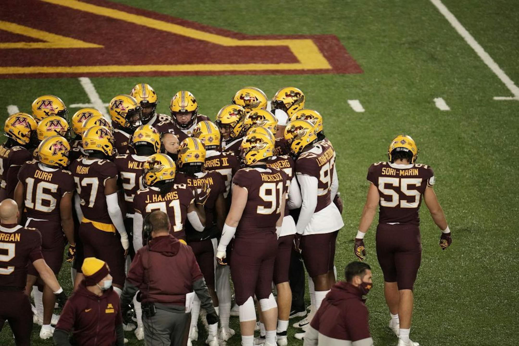 Minnesota Gophers linebacker Mariano Sori-Marin (55) was ejected from the game for targeting.