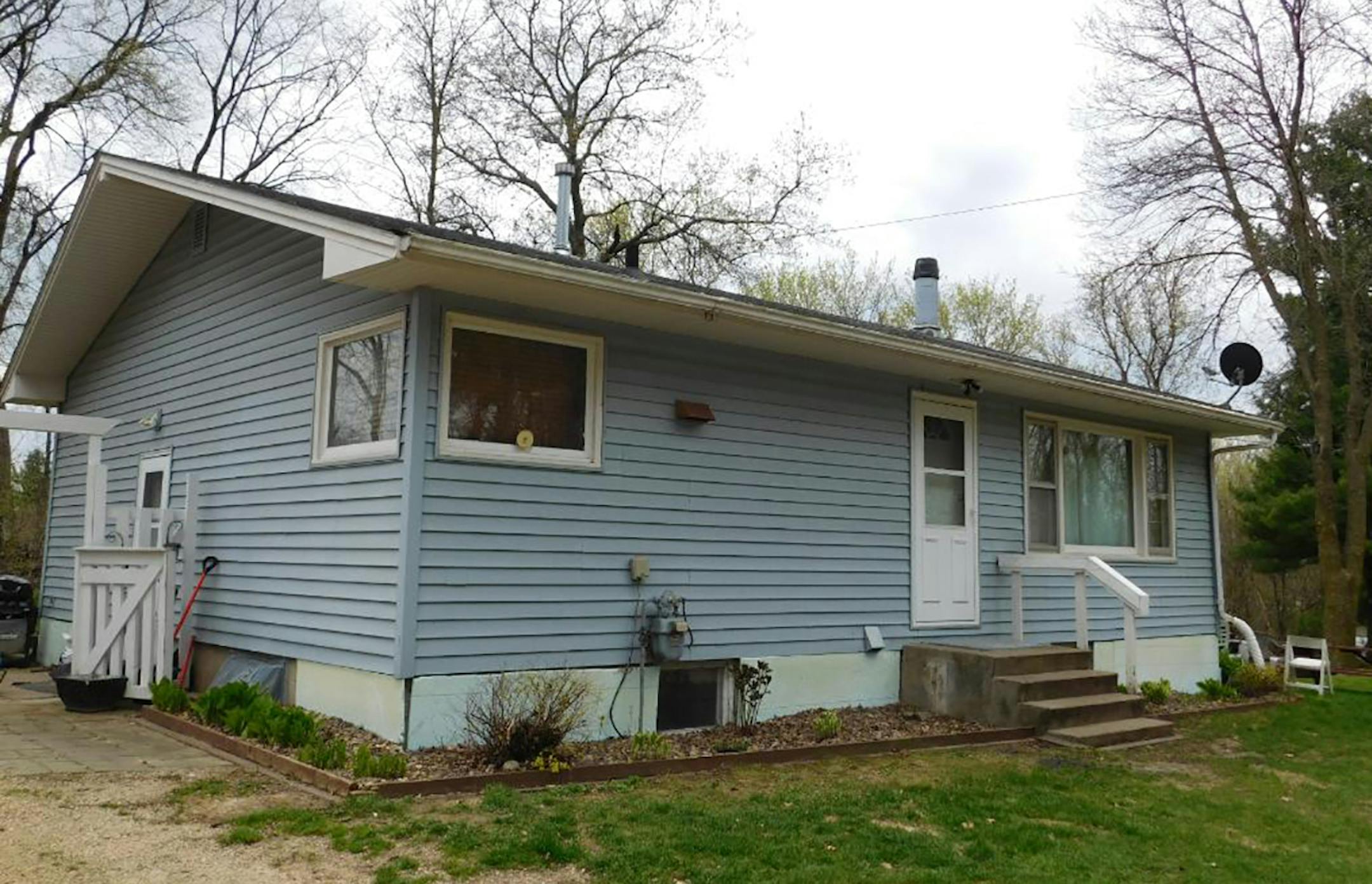 River Falls, Wis.
Built in 1961, this two-bedroom, two-bath house has 1,507 square feet and features newer siding, roof, boiler and water heater, eat-in kitchen and full basement. Listed by Scott Rudd, Re/Max Results, 612-987-4387.