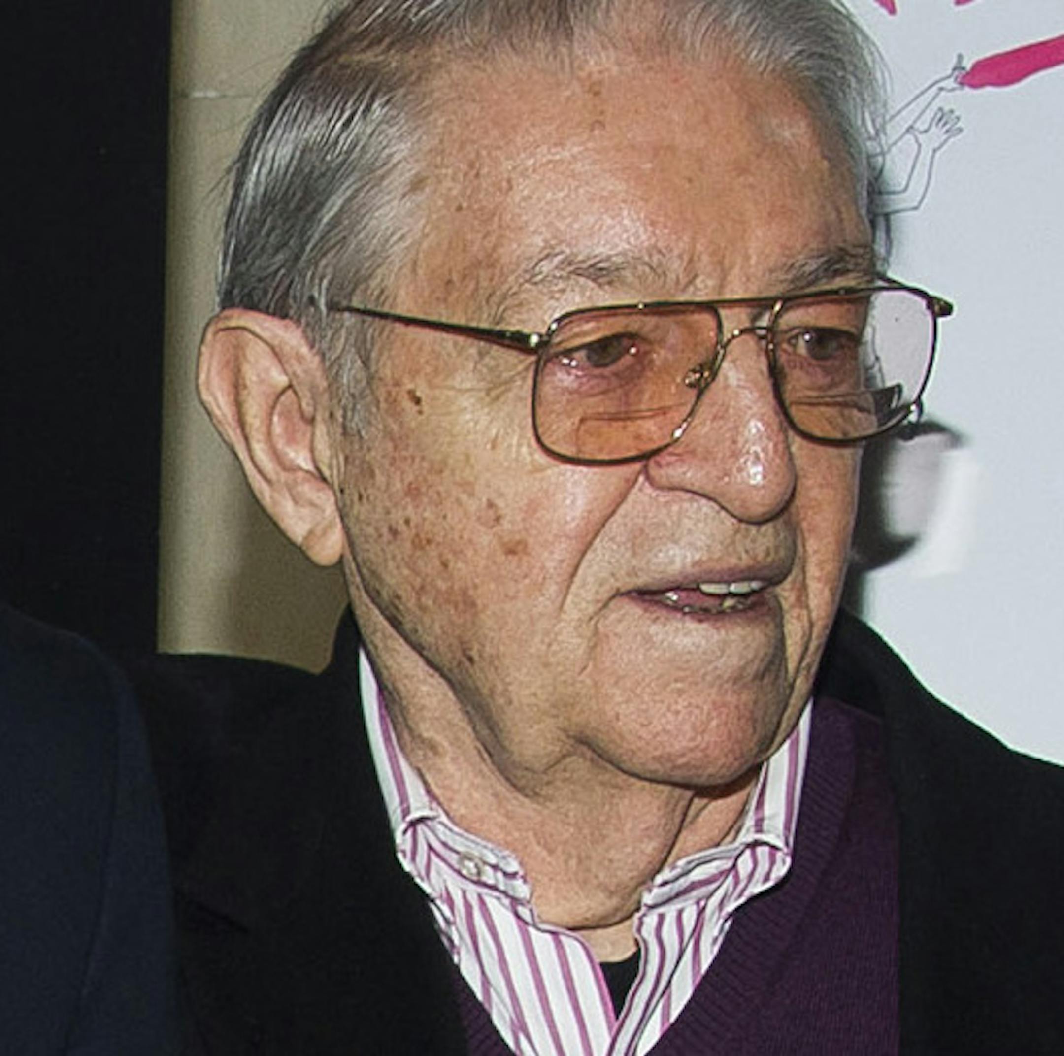 Executive producer Lena Dunham, from left, director Matt Wolf and subject Hilary Knight attend a screening of HBO's "It's Me, Hilary: The Man Who Drew Eloise" at the Plaza Hotel on Monday, March 16, 2015 in New York. (Photo by Charles Sykes/Invision/AP)