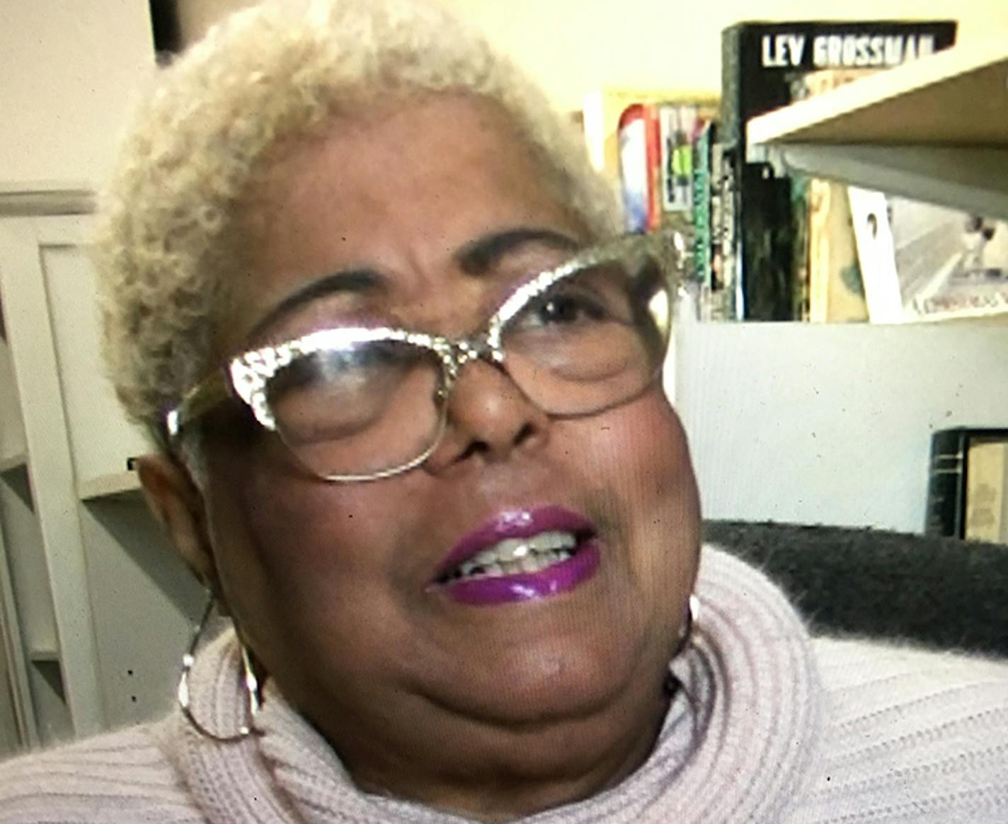Foreman's first wife was very happy with her heavyweight despite(01)