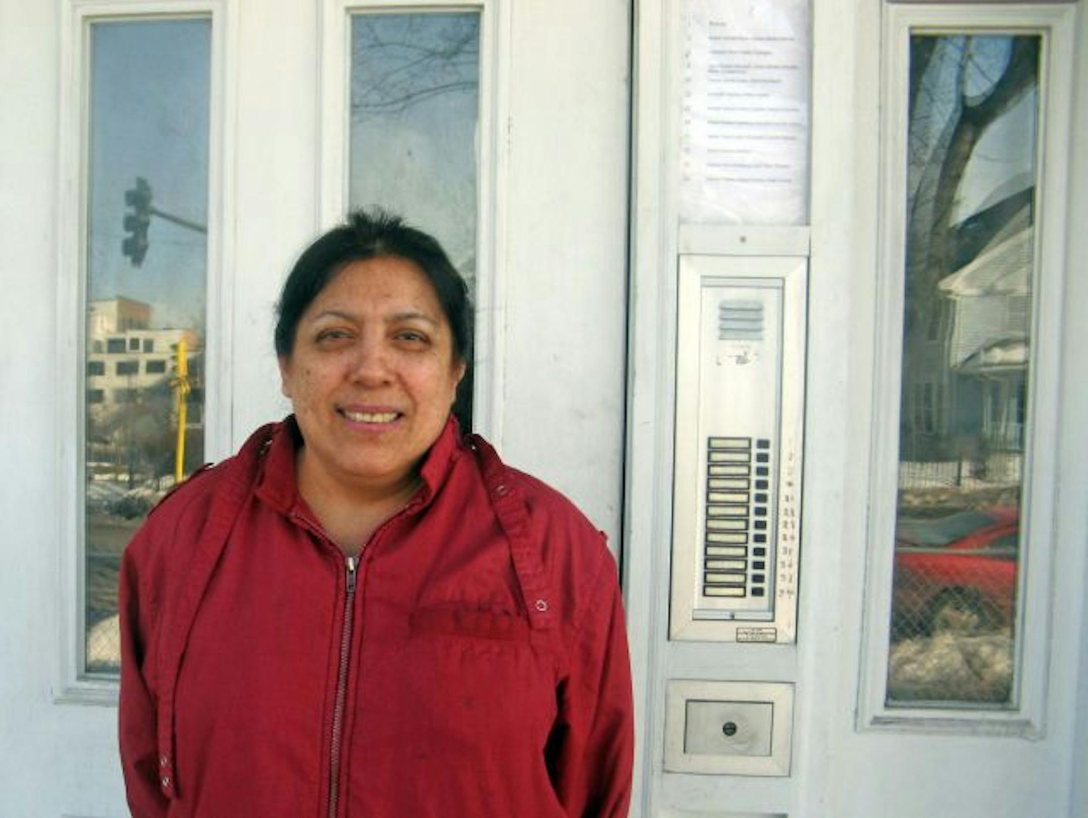 Rosalina Gomez, a janitor who cleans the U.S. Bancorp offices, hopes the big bank and J.P. Morgan Chase, another lender, will help her redeem the house she and her family lost to foreclosure.