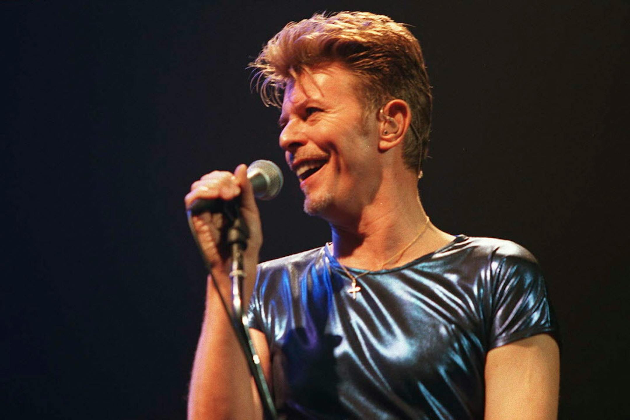 Five of his alumni will pay tribute to David Bowie in Minneapolis on Wednesday.