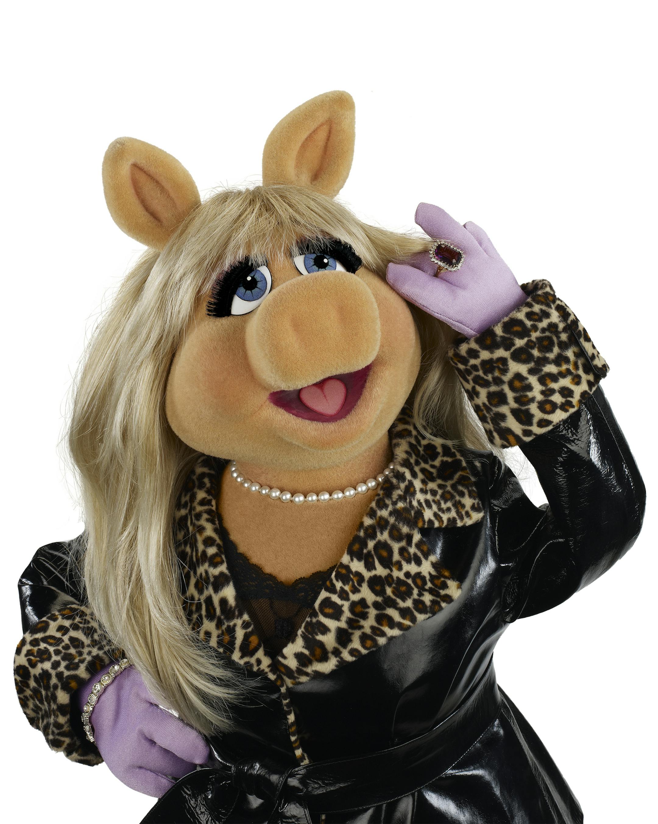 THE MUPPETS - ABC's "The Muppets" stars Miss Piggy. (ABC/John E. Barrett/The Muppets Studio)