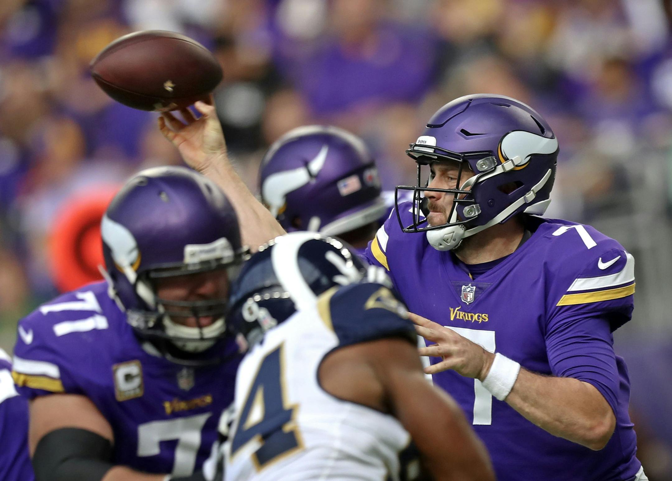 Minnesota Vikings quarterback Case Keenum drives the Vikings down field in the second quarter against the Los Angeles Rams on Sunday, Nov. 19, 2017 at U.S. Bank Stadium in Minneapolis, Minn. (Brian Peterson/Minneapolis Star Tribune/TNS) ORG XMIT: 1216390