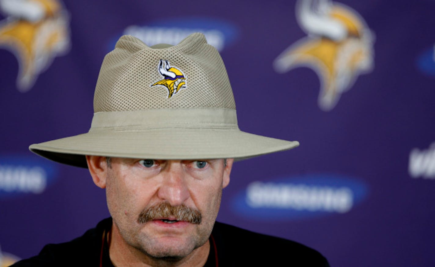 jgholt@startribue.com 7/31/2009--- Vikings  Camp Mankato---]  Vikings coach Brad Childress press confrence. ORG XMIT: MIN2014101520273465