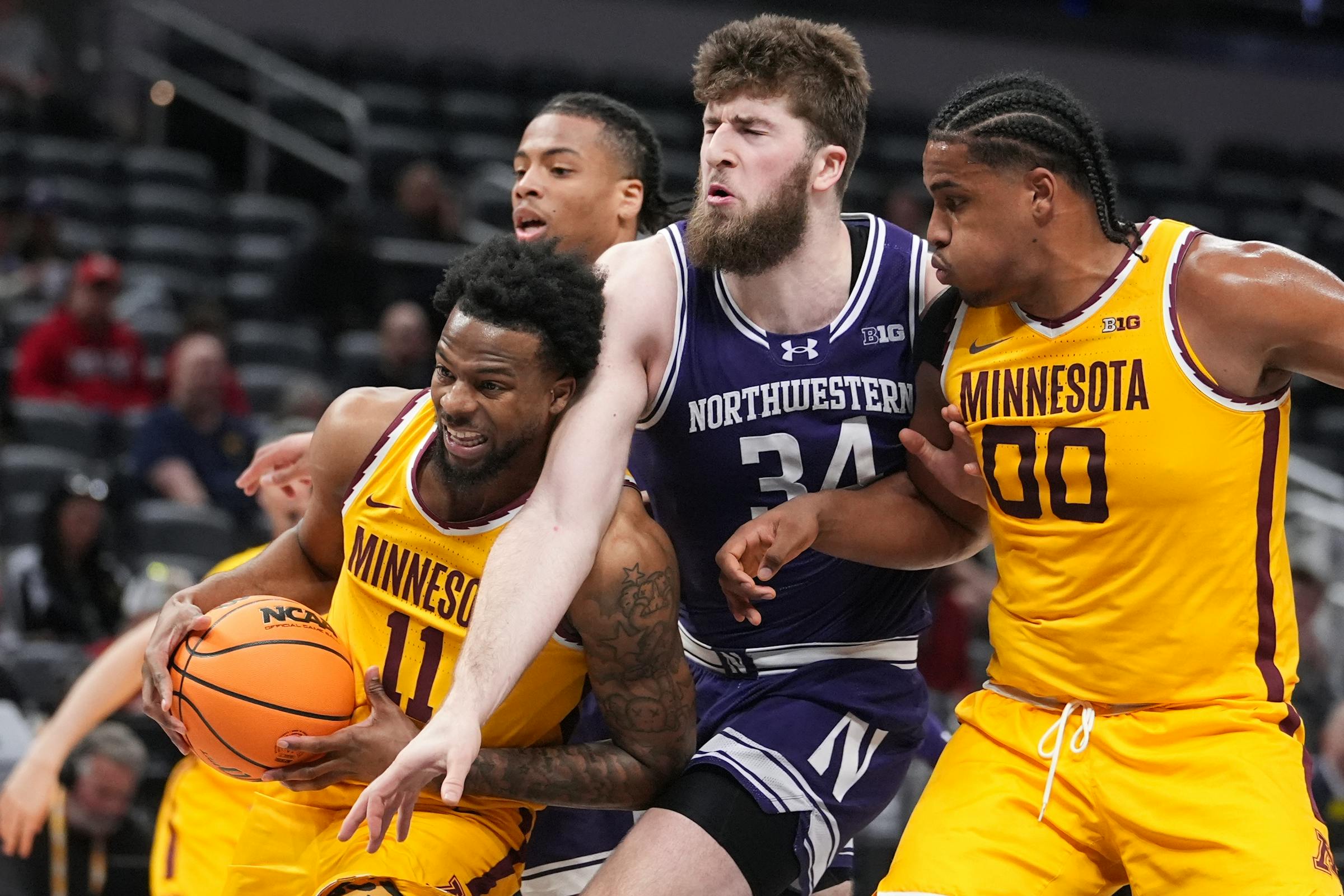 Gophers men’s basketball team flops against Northwestern in Big Ten tournament