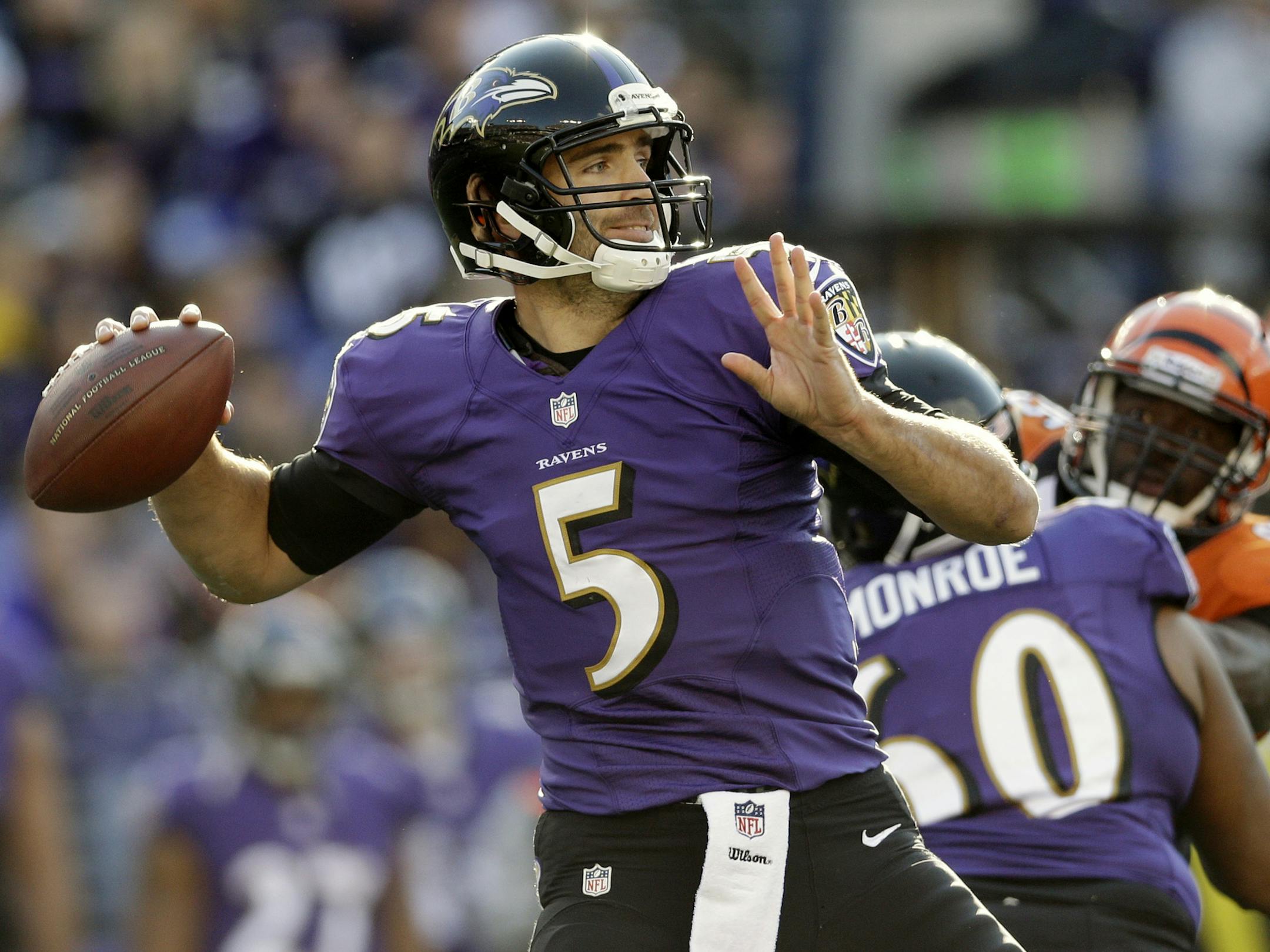 Baltimore Ravens quarterback Joe Flacco passes the ball during the first half of a NFL football game against the Cincinnati Bengals in Baltimore, Sunday, Nov. 10, 2013. (AP Photo/Patrick Semansky) ORG XMIT: BAF114
