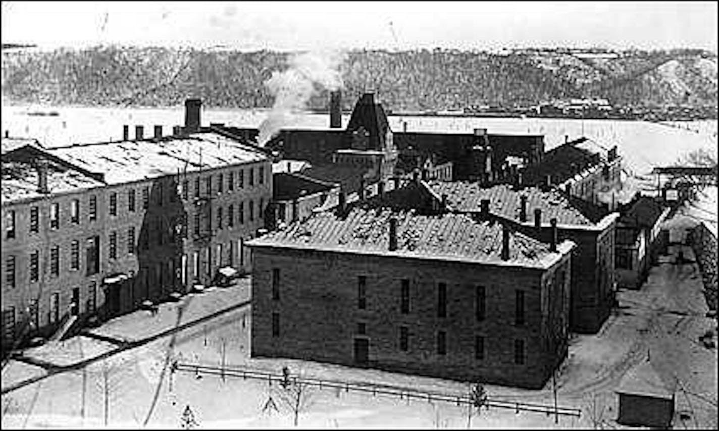Stillwater prison, about 1900