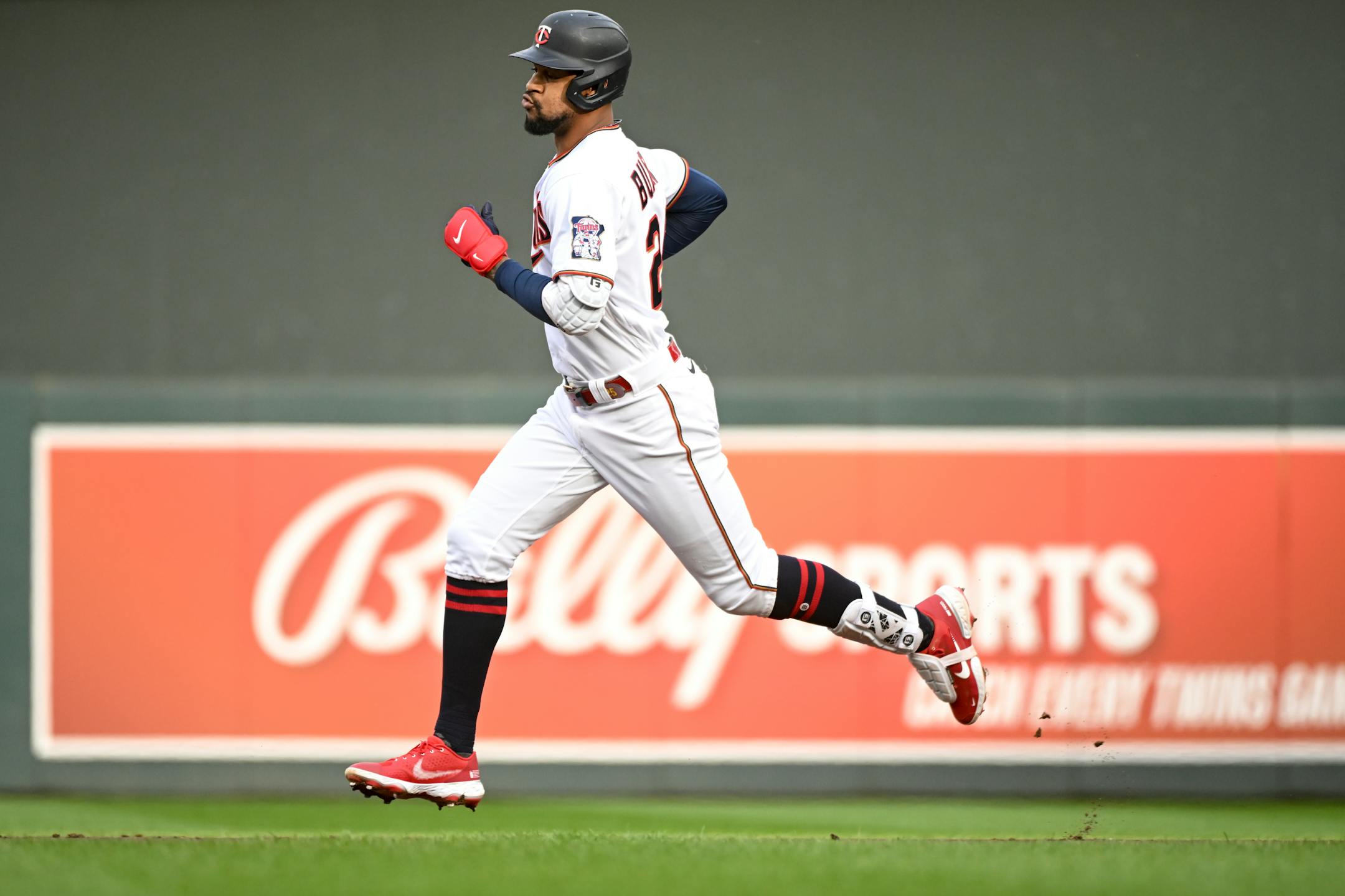 Minnesota Twins center fielder Byron Buxton (25) rounds the bases after hitting a solo home run in the bottom of the first inning against the New York Yankees.