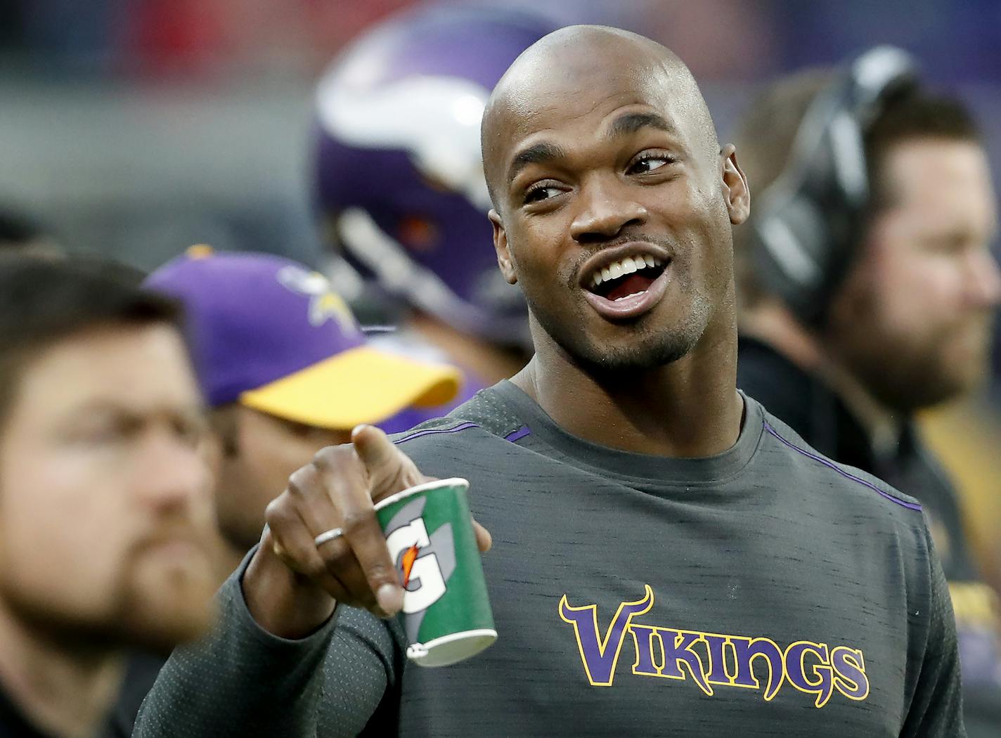 Adrian Peterson might have spent his final moments on the Vikings sideline on Sunday. ] CARLOS GONZALEZ cgonzalez@startribune.com - January 1, 2017, Minneapolis, MN, US Bank Stadium, NFL, Minnesota Vikings vs. Chicago Bears