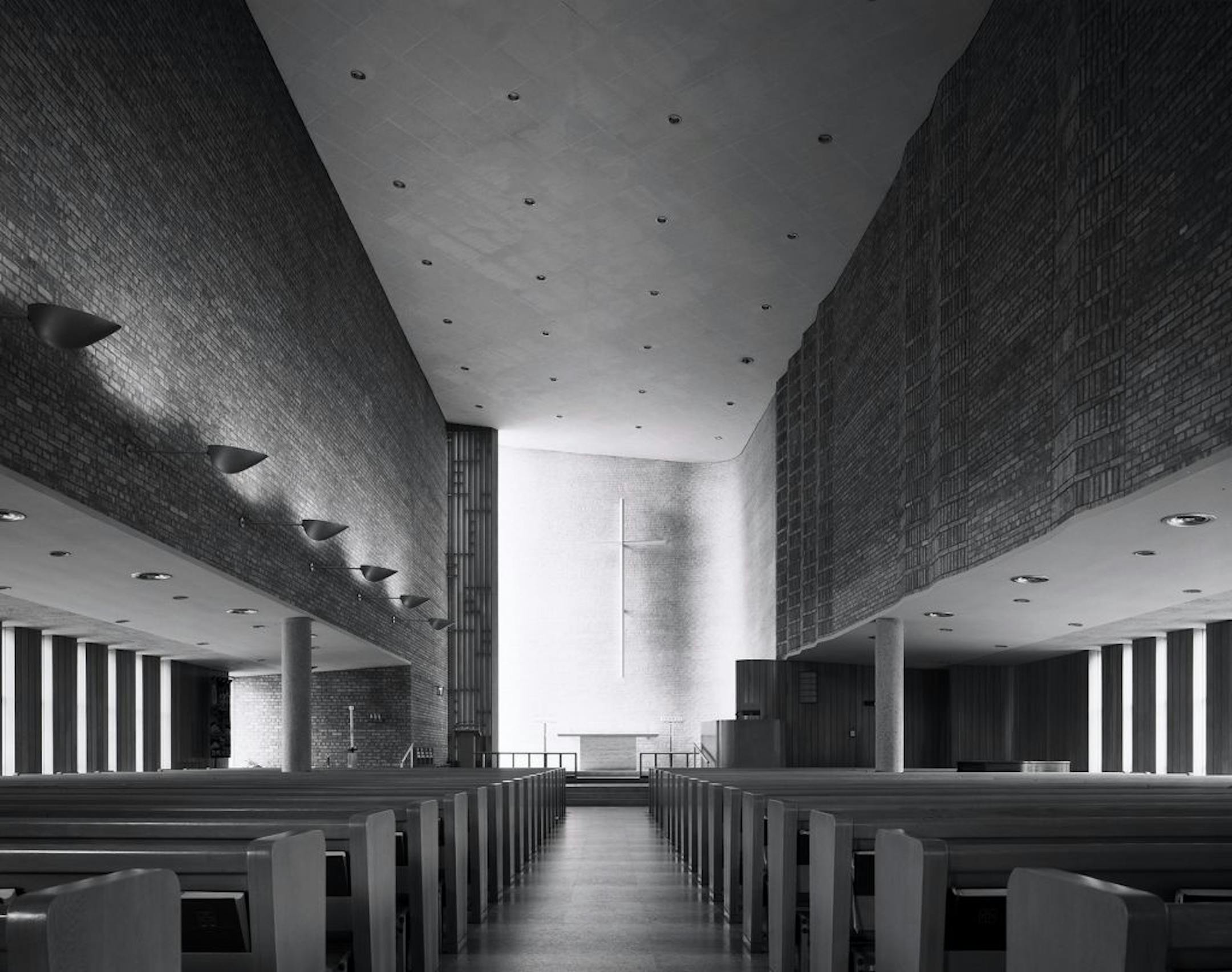 Interior, Christ Church Lutheran, Minneapolis, designed by Eero Saarinen
