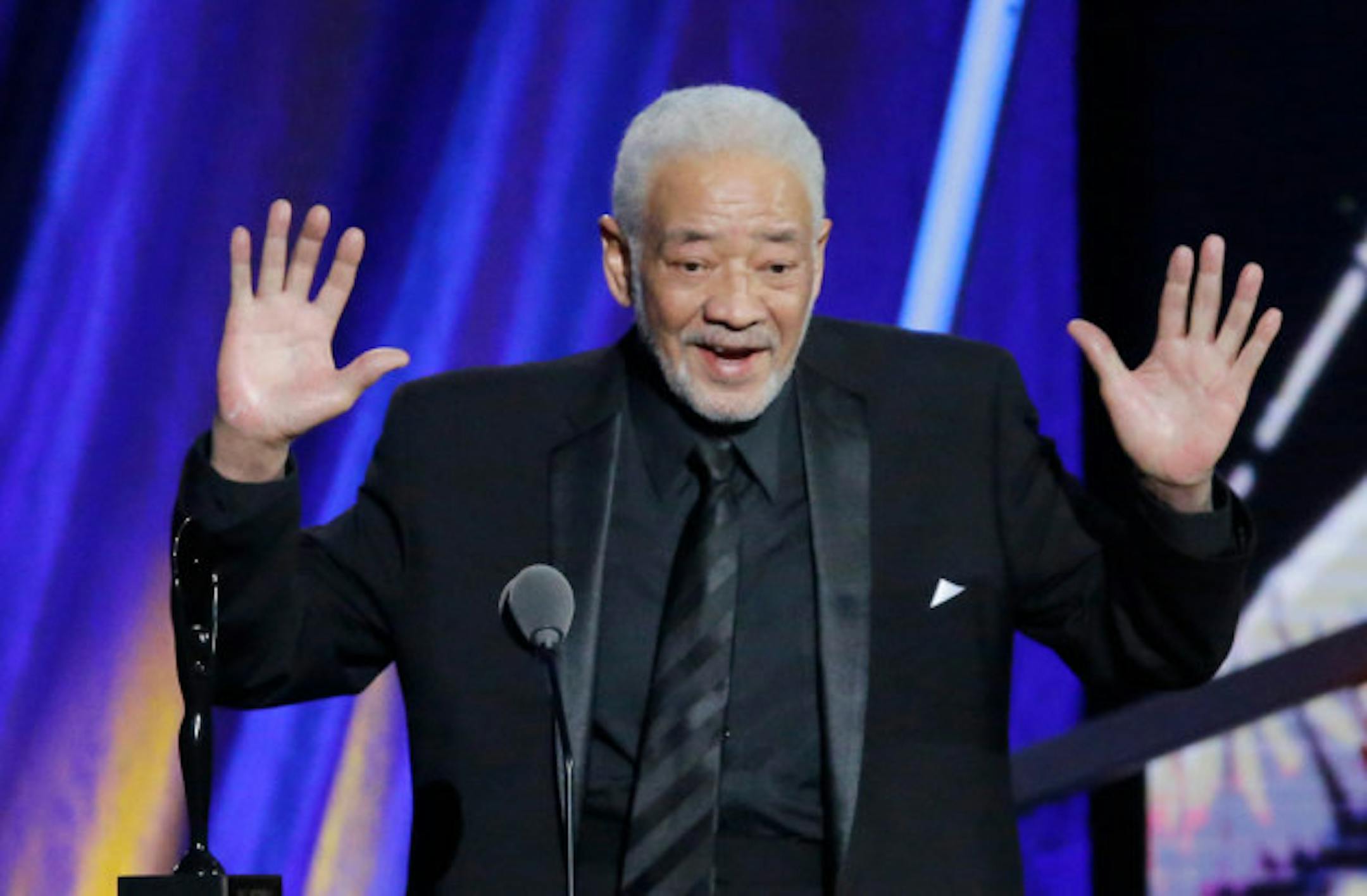 Bill Withers at his induction into the Rock and Roll Hall of Fame in 2015/ Associated Press