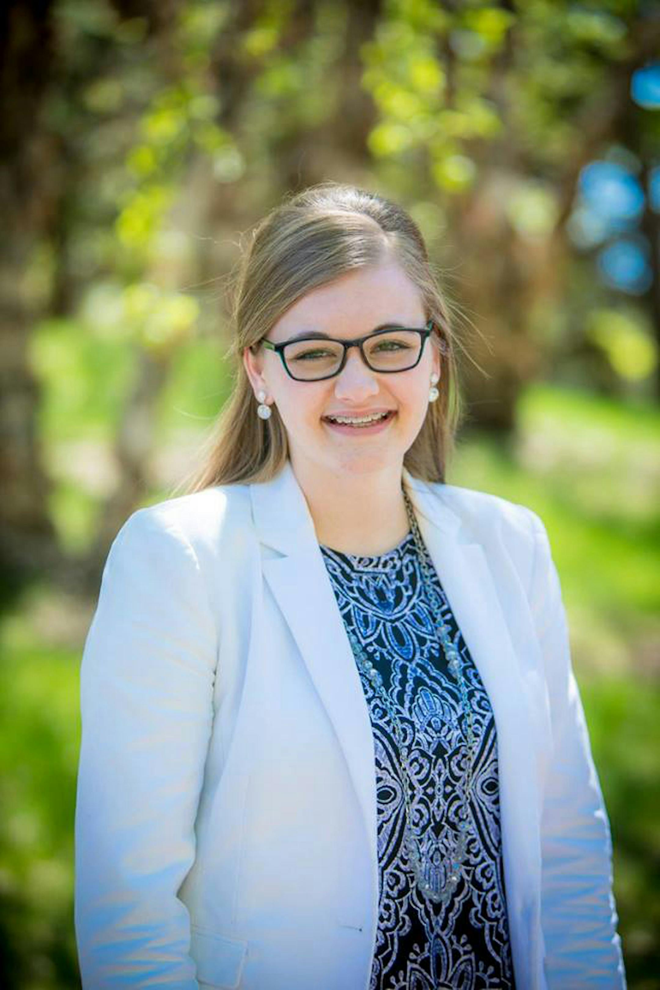 ST. PAUL, Minn. ó Rebekka Paskewitz (PAS-SKI-WITZ), a 20-year-old college student from Browerville, Minnesota, representing Todd County, was crowned the 65th Princess Kay of the Milky Way in an evening ceremony at the Minnesota State Fairgrounds Aug. 22. ] MN State Fair credit ORG XMIT: n6kTBxP-0jeUp1SUwwDb