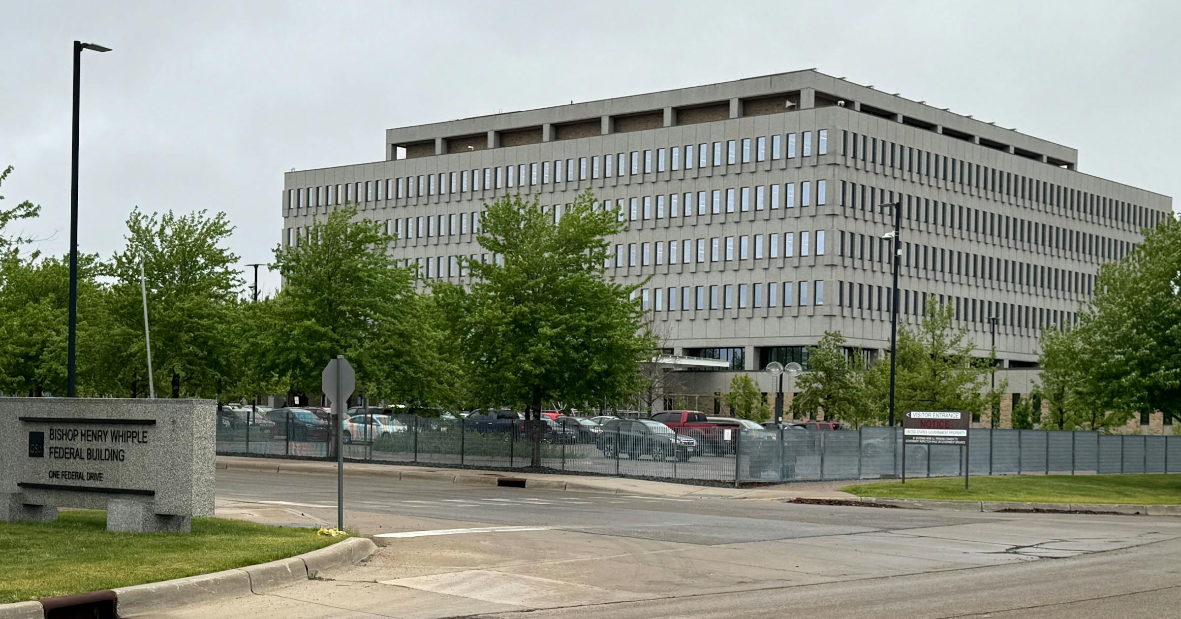 Barricades that surrounded Whipple Federal Building since Operation Metro ...