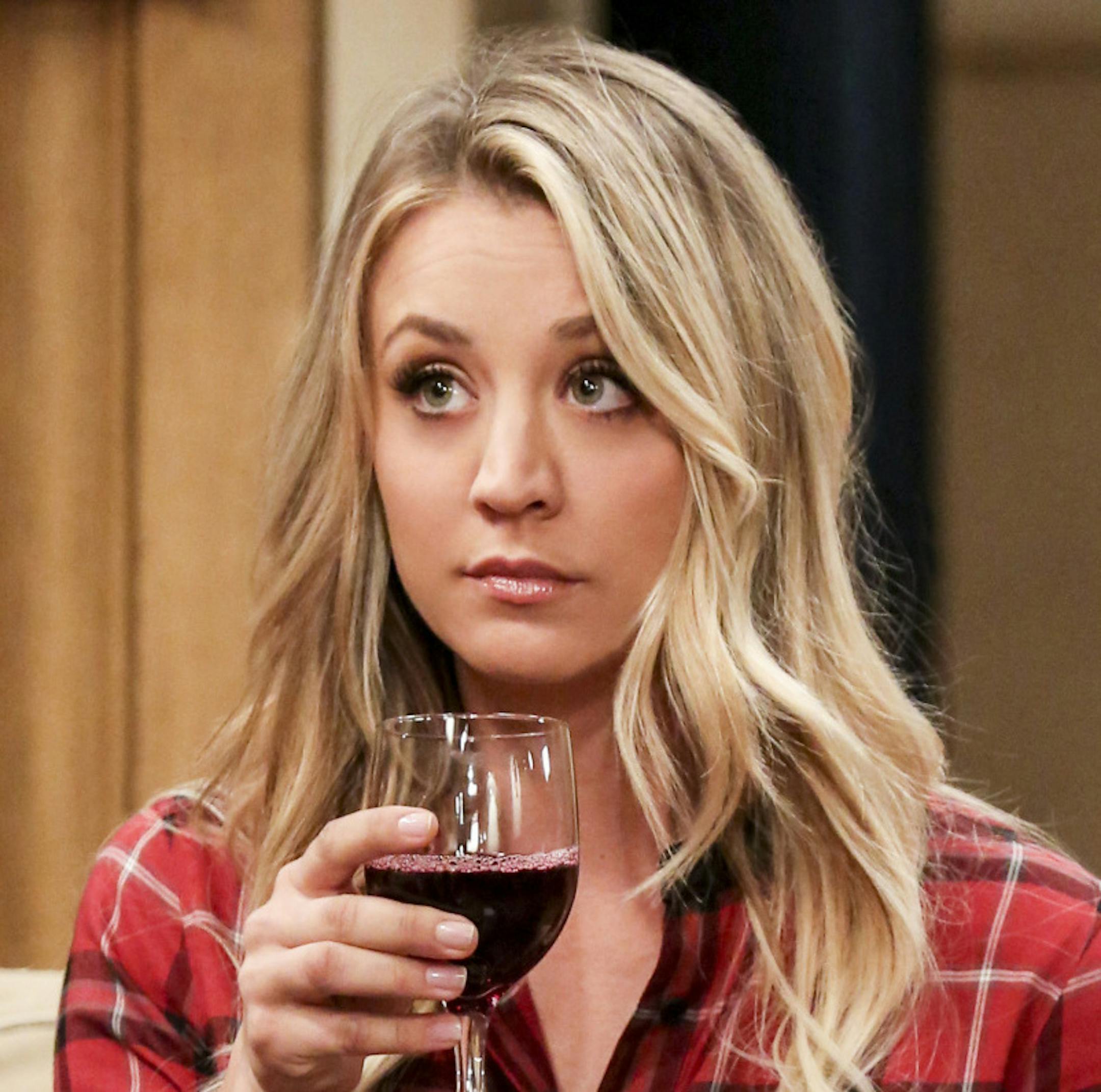 "The Recollection Dissipation" -- Pictured: Penny (Kaley Cuoco). Sheldon pushes himself to the limit when he collaborates on projects with Leonard and Wolowitz as well as Amy on the same day. Also, Bernadette is nearing the end of her maternity leave and must return to work, on THE BIG BANG THEORY, Thursday, April 6 (8:00-8:31 PM, ET/PT), on the CBS Television Network. Joel Murray guest stars as Doug. Photo: Michael Yarish/Warner Bros. Entertainment Inc. © 2017 WBEI. All rights reserved.