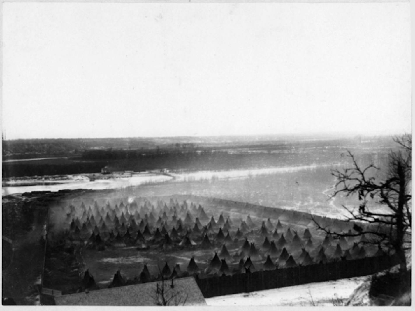 Captured Dakota below Fort Snelling in 1862