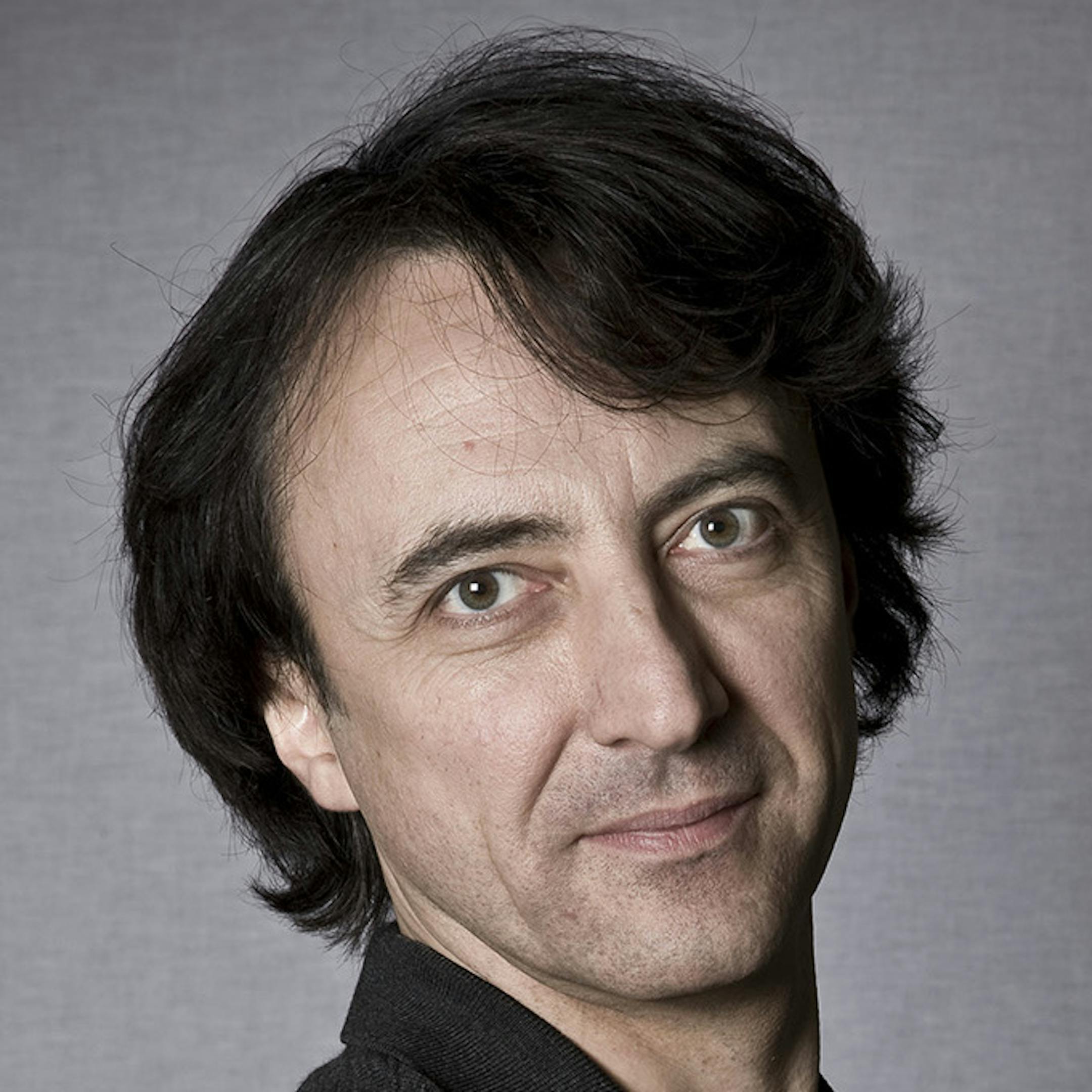 Jean-Efflam Bavouzet / Photo by Paul Mitchell / Chandos Records
