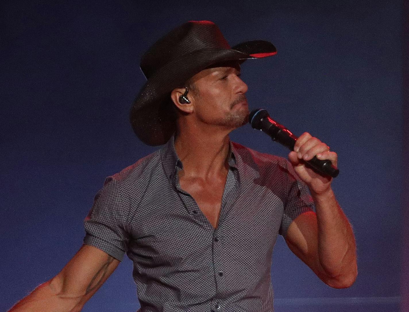 Country superstar couple Tim McGraw and Faith Hill performed together Friday in St. Paul. ] ANTHONY SOUFFLE &#x2022; anthony.souffle@startribune.com Review of first of two nights by country superstar couple Tim McGraw and Faith Hill Friday, Aug. 8, 2017 at the Xcel Energy Center in St. Paul, Minn.