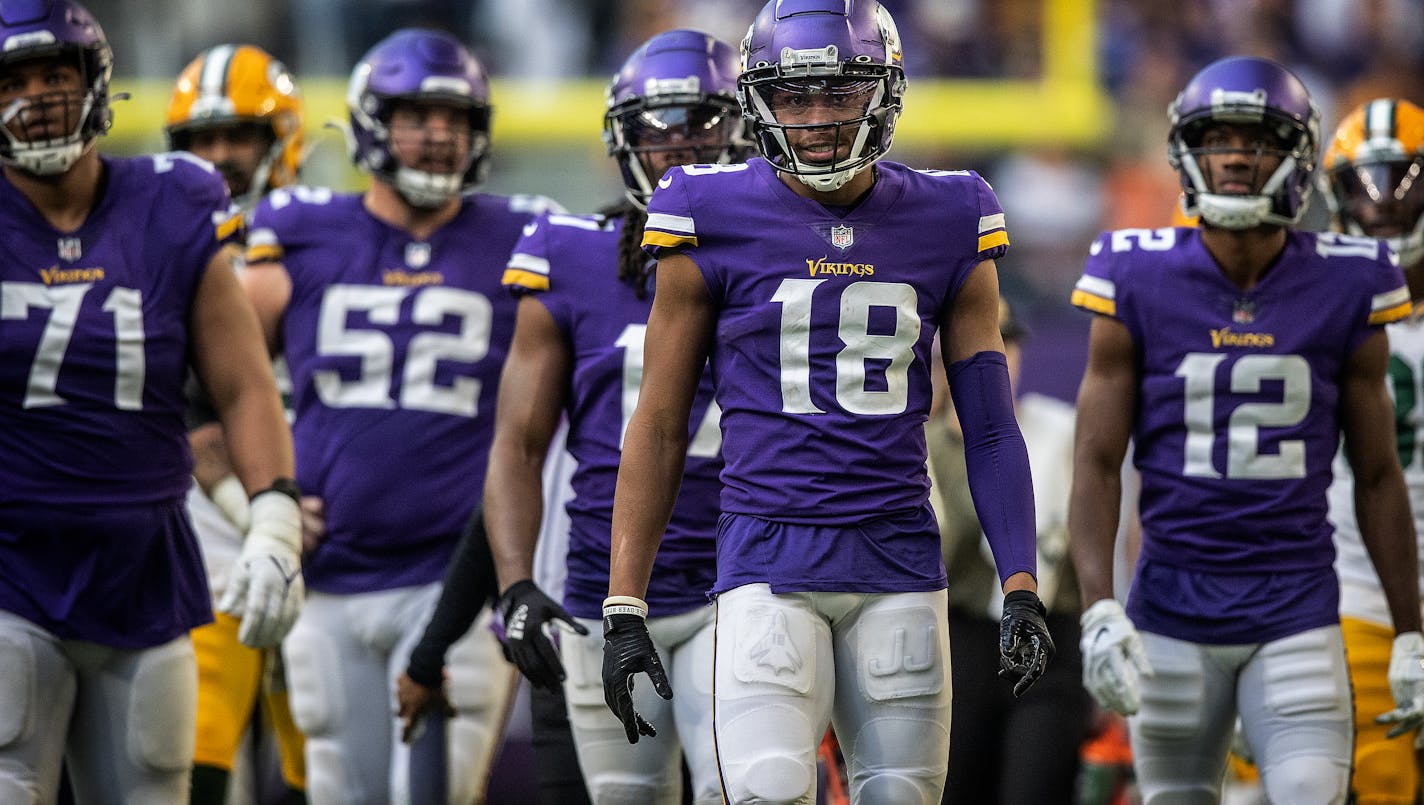 Minnesota Vikings wide receiver Justin Jefferson (18) and teammates walk to the line of scrimmage in the first half , in Minneapolis, Minn., on Sunday, Nov. 21, 2021. The Minnesota Vikings hosted the Green Bay Packers in an NFL game at U.S. Bank Stadium. ] JERRY HOLT •Jerry.Holt@startribune.com