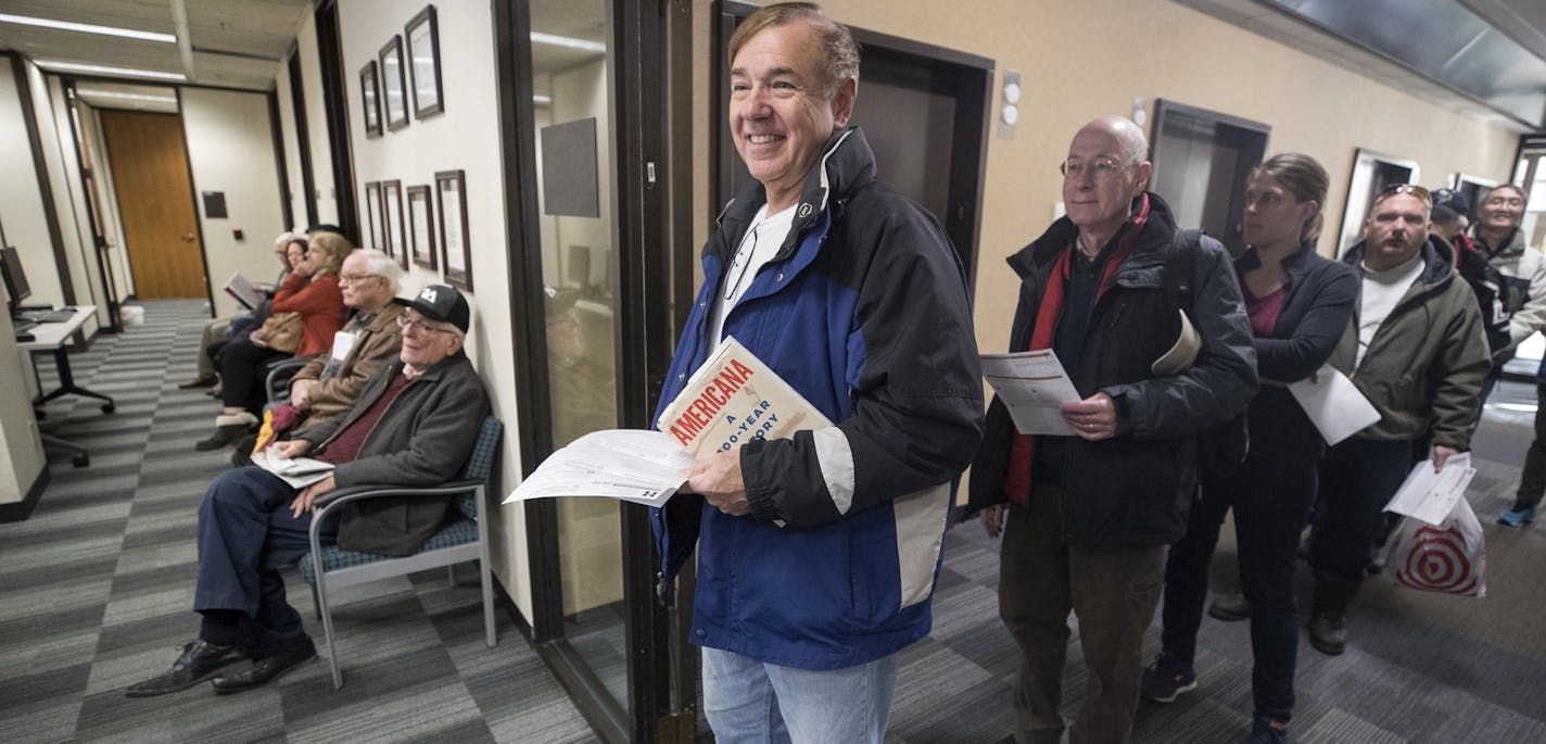 Joe Antonucci waited in line to pre pay his 2018 property tax Wednesday December 27, 2017 in Minneapolis, MN.] JERRY HOLT &#xef; jerry.holt@startribune.com