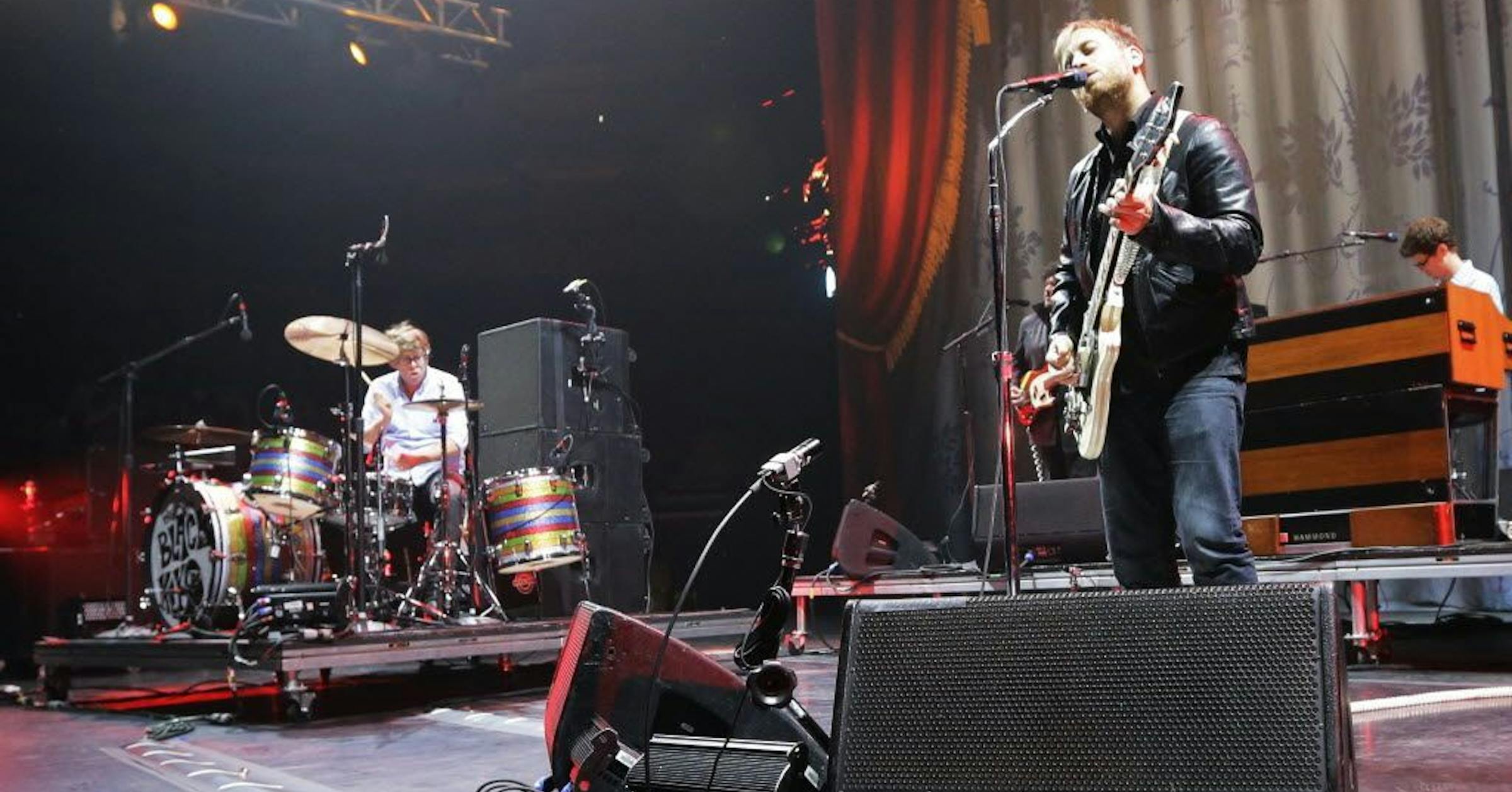 Black Keys return strong to Target Center, but not Modest Mouse