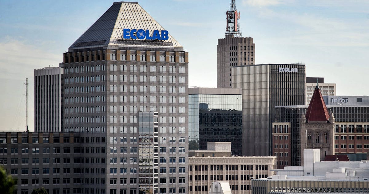 Ecolab sells surgical business for nearly $1 billion