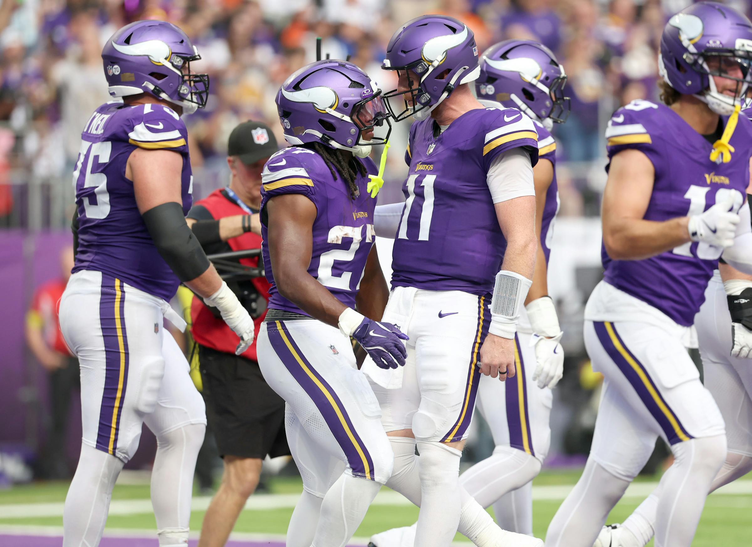 Minnesota Vikings host Cincinnati Bengals