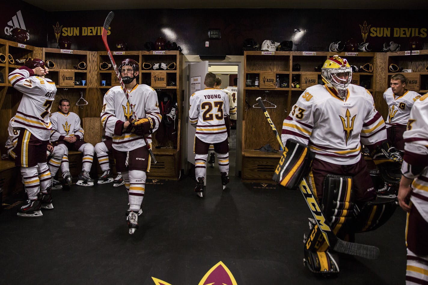 Arizona State hockey players prepare for a home game against Southern New Hampshire at Oceanside Ice Arena in Tempe, Ariz., Oct. 23, 2015. The Sun Devils, one of two teams at the top level of collegiate hockey in the southern United States, is accumulating experience and a lot of travel miles. (Deanna Alejandra Dent/The New York Times)