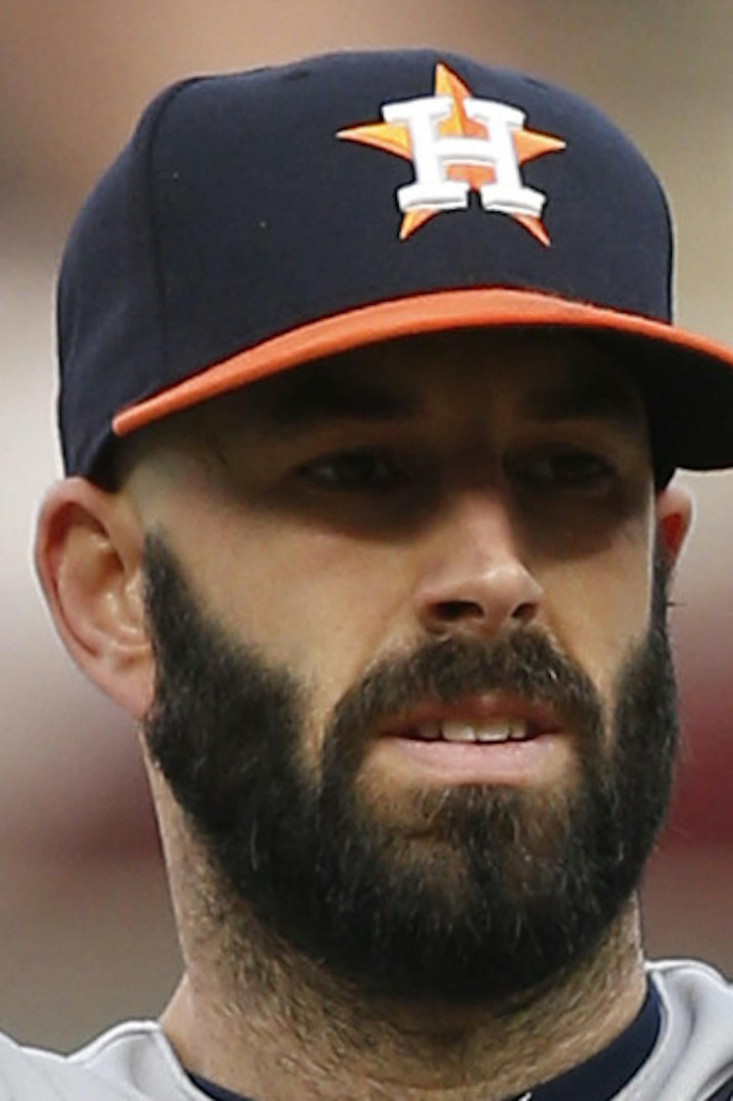 Houston Astros pitcher Mike Fiers throws against the Minnesota Twins in the first inning of a baseball game, Saturday, Aug. 29, 2015, in Minneapolis. (AP Photo/Jim Mone)