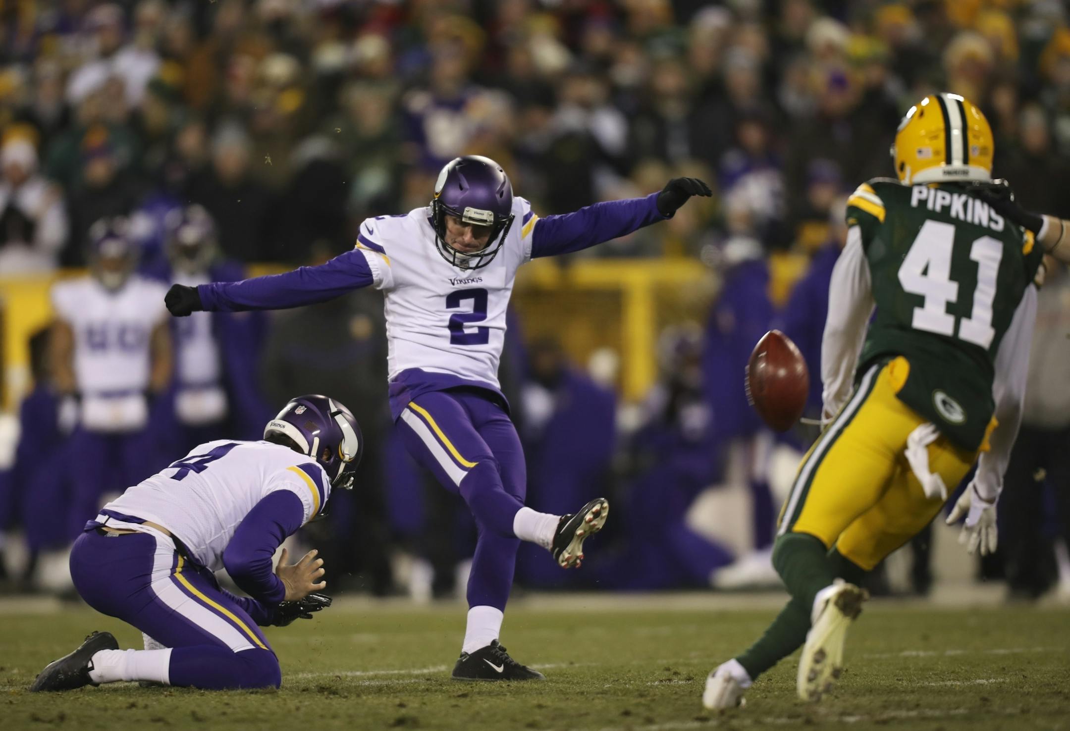 Minnesota Vikings kicker Kai Forbath (2) hit a 49 yard field goal to put the Vikings on the scoreboard in the first quarter.
