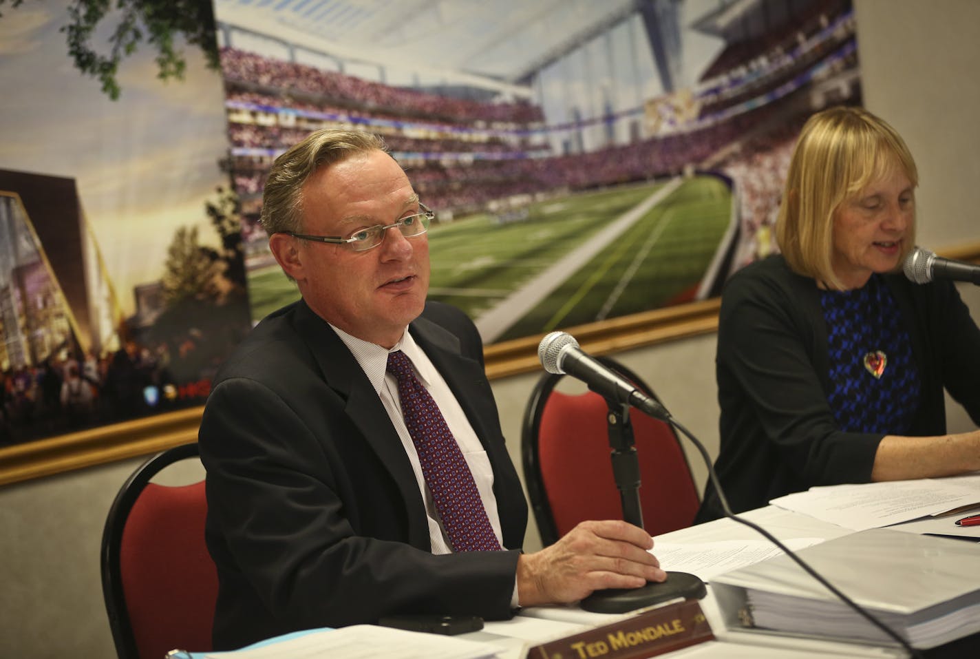 Ted Mondale, executive director of the Minnesota Sports Facilities Authority talked about the final agreements for the Vikings stadium during a press conference in Minneapolis, Minn., on Thursday, October 3, 2013. At right is Minnesota Sports Facilities Authority chair Michele Kelm-Helgen . ] (RENEE JONES SCHNEIDER &#x2022; reneejones@startribune.com)