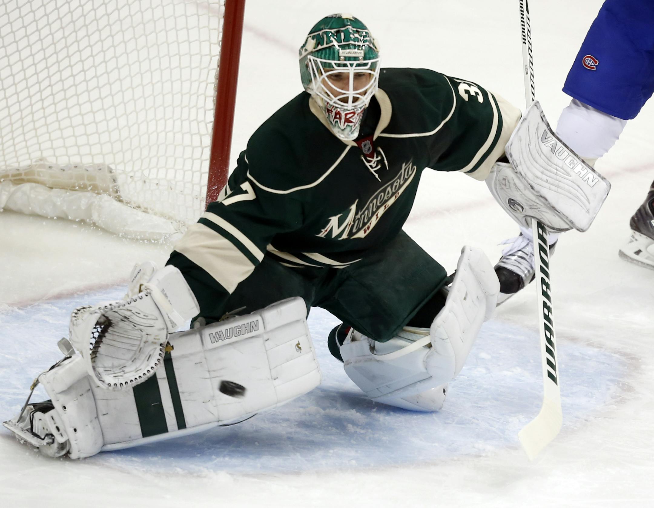 Minnesota Wild goalie Josh Harding