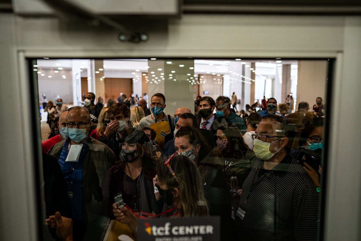 Election challengers seek entrance to a Detroit facility to observe the counting of absentee ballots on Nov. 4, 2020. MUST CREDIT: Washington Post photo by Salwan Georges