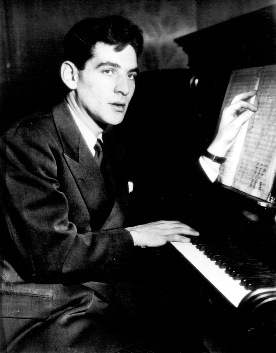 Leonard Bernstein in 1948.