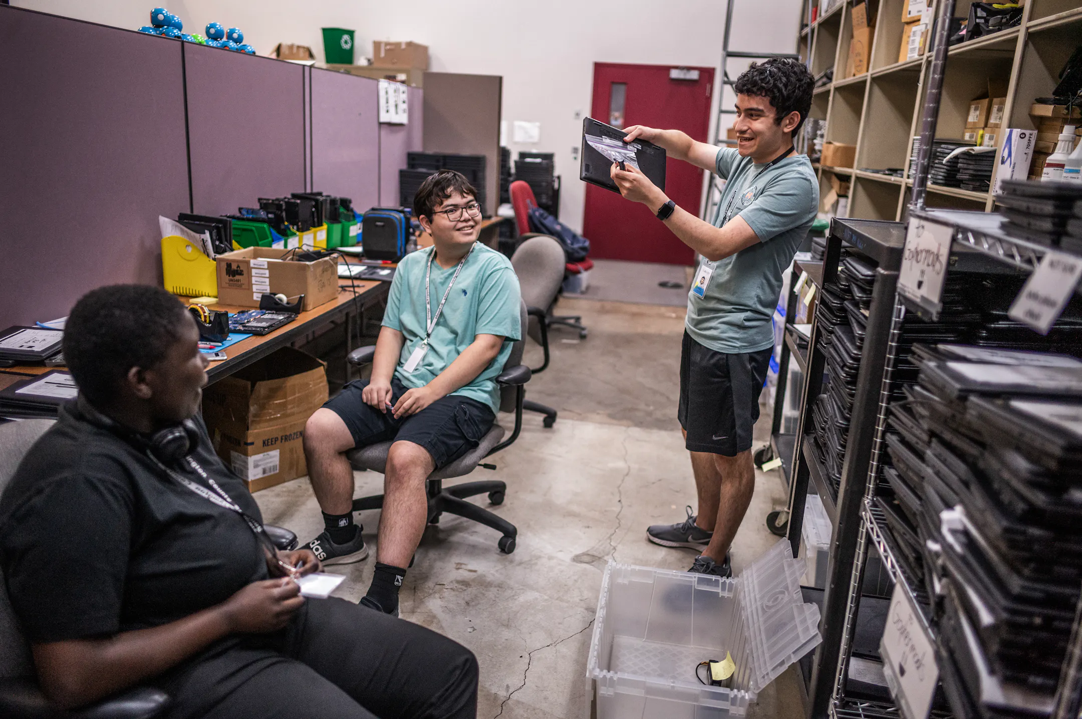 Minnesota school districts turn to students to help fix growing backlog ...