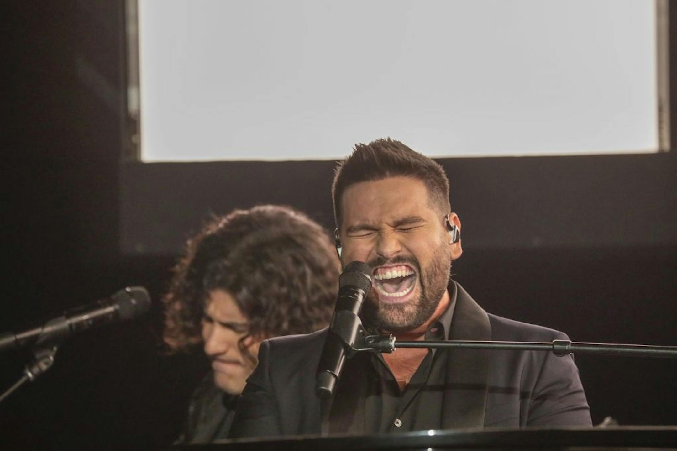 Dan + Shay comes to the Armory.