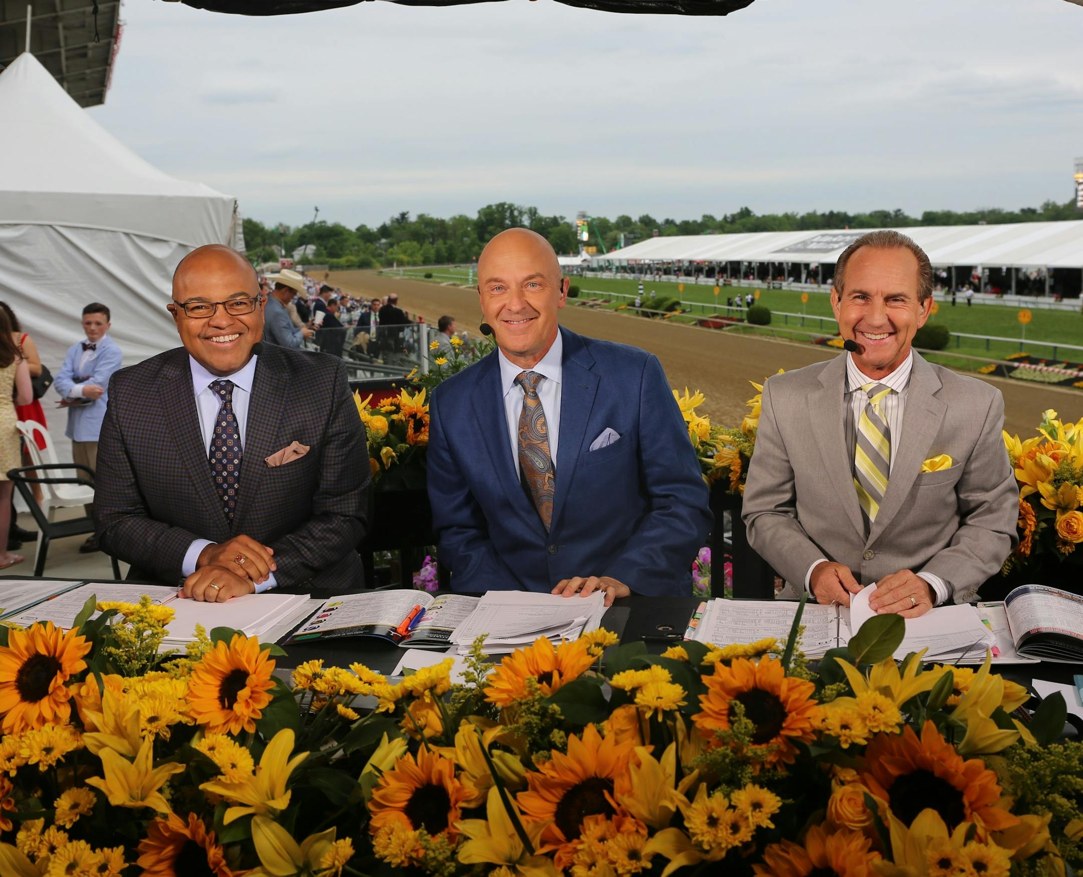 Randy Moss (center) with host Mike Tirico & Hall of Fame jockey/NBC analyst Jerry Bailey Credit: NBC Sports Group