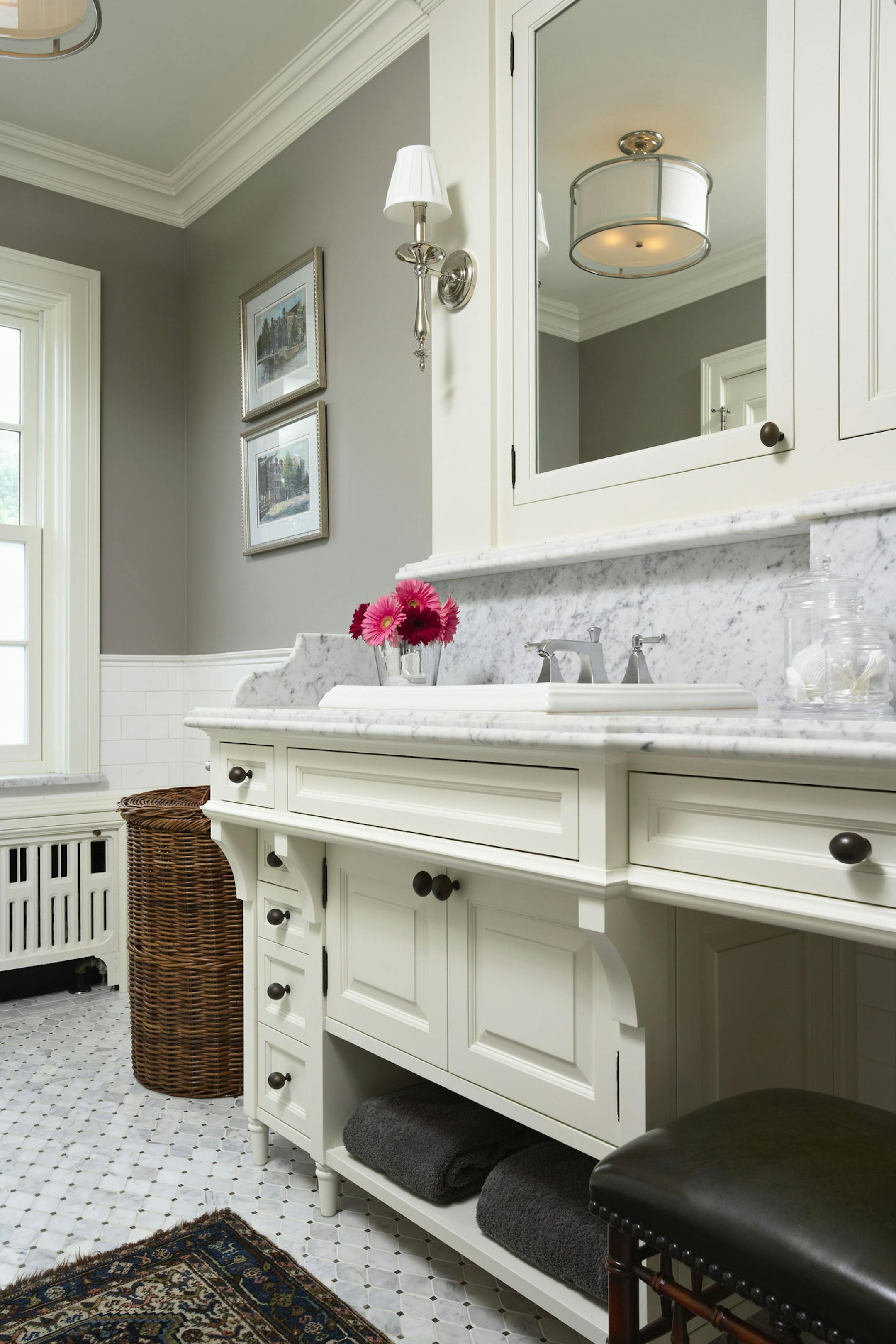 BEFORE and AFTER: Master bath by Charlie Simmons, credit Susan Gilmore