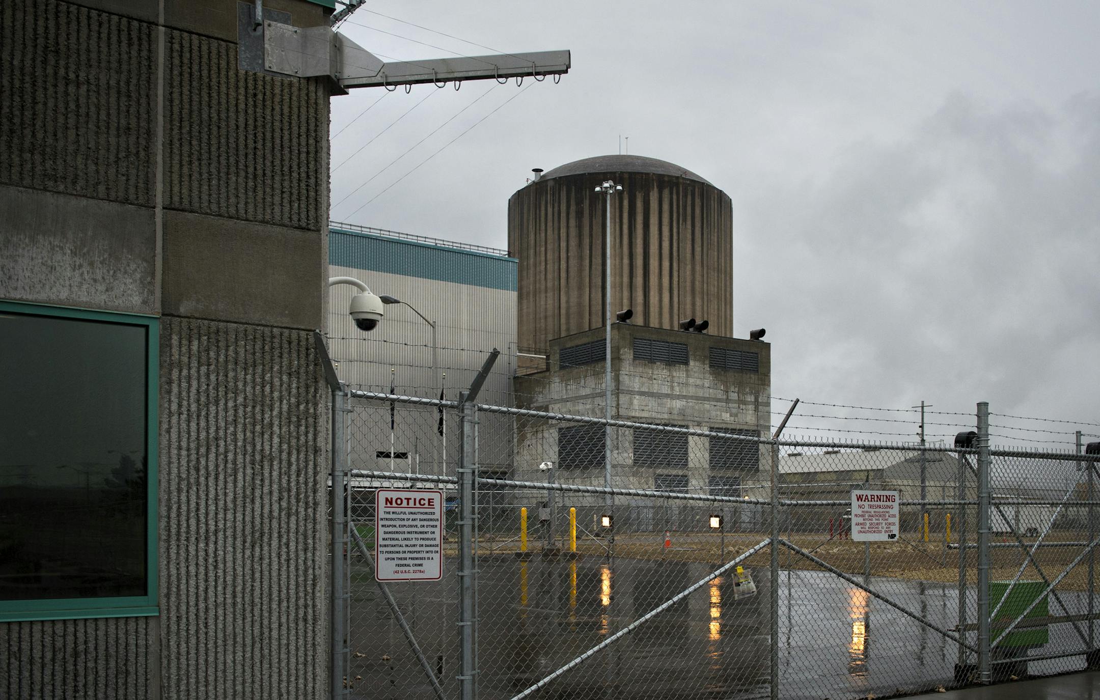The Xcel Energy Prairie Island Nuclear Plant north of Red Wing is looking to boost electrical output at the plant. Tuesday, October 9, 2012 ] GLEN STUBBE * gstubbe@startribune.com ORG XMIT: MIN1210091608313000